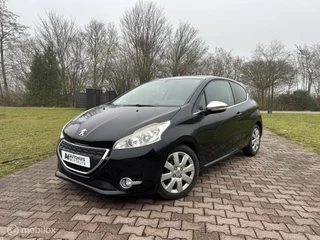 Peugeot 208 1.4 VTi Allure, Pano, Cruise, Half Leder,Climate