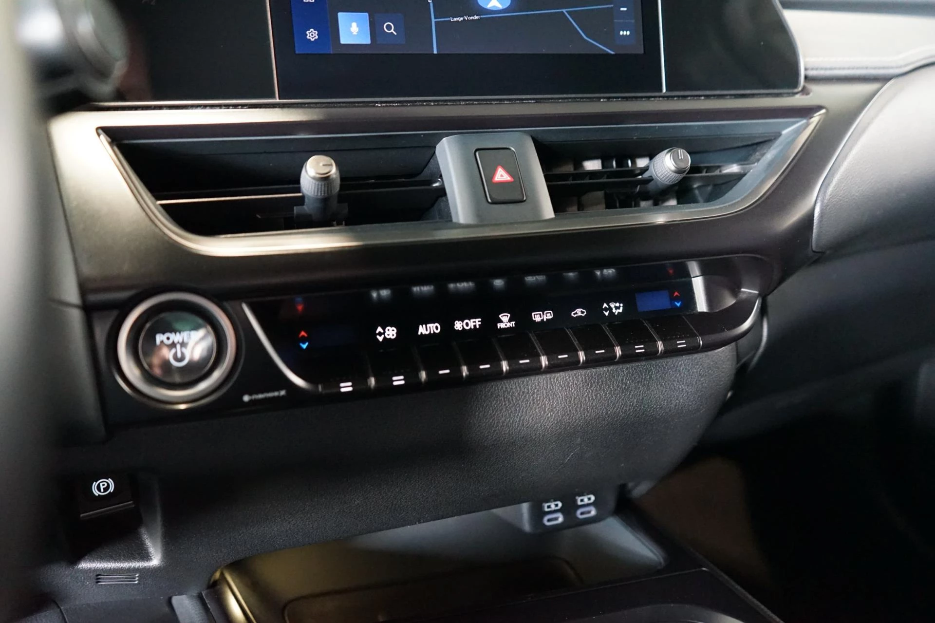 Hoofdafbeelding Lexus UX