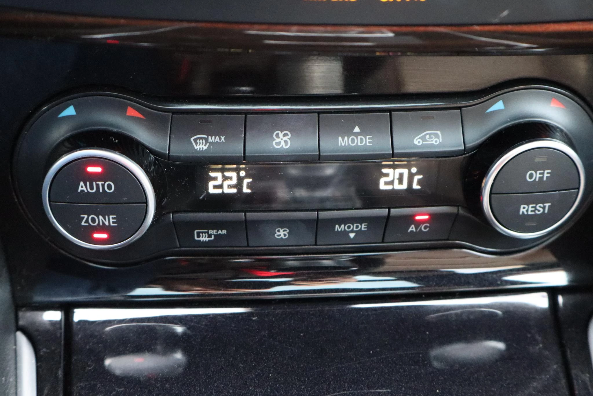 Hoofdafbeelding Infiniti Q