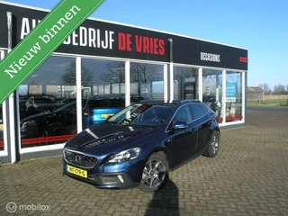 Hoofdafbeelding Volvo V40 Volvo V40 Cross Country 2.0 D4 OceanRace Full Options Pano/ACC/Leder/Trekhaak/Winterpakket