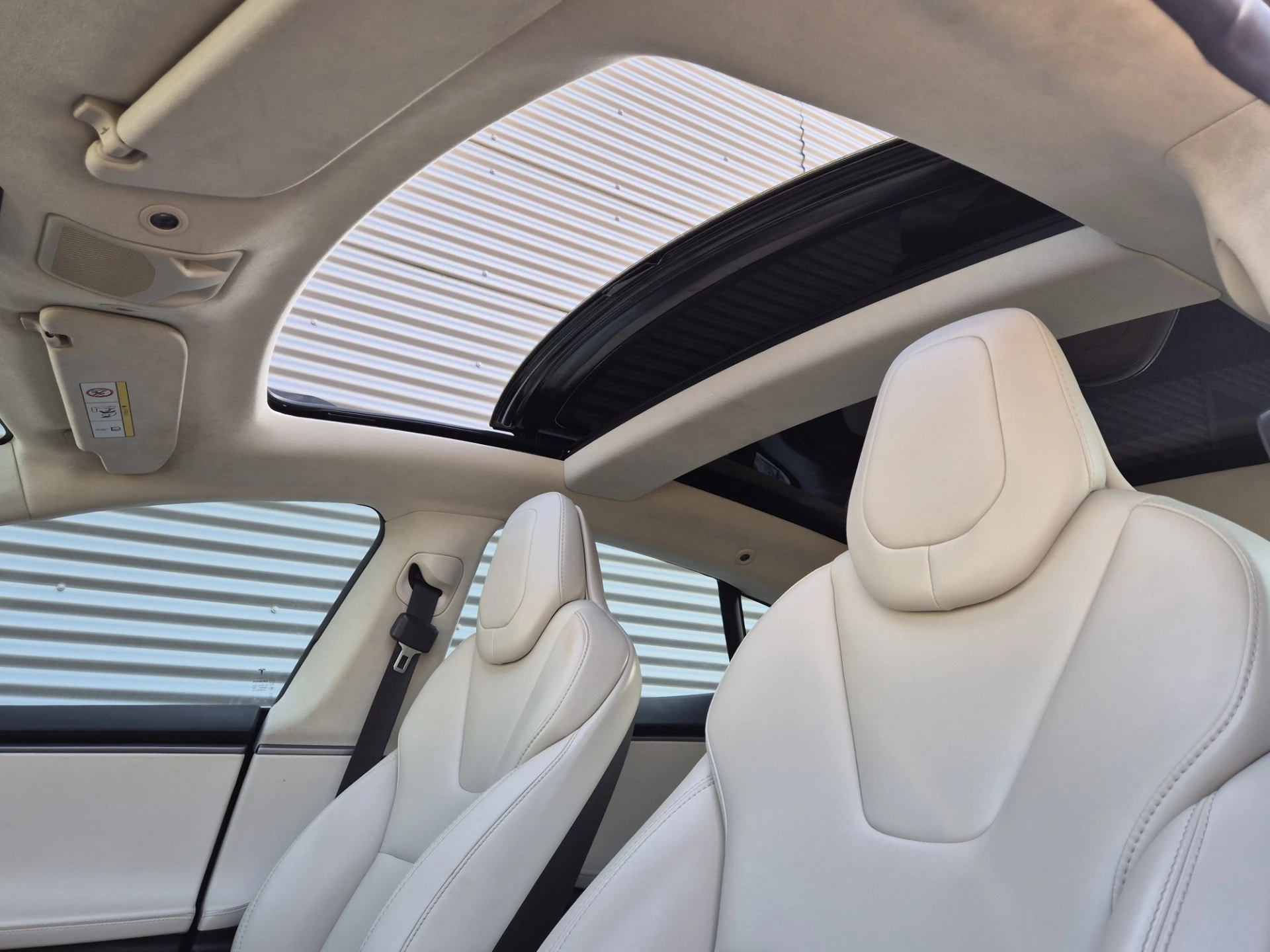 Hoofdafbeelding Tesla Model S