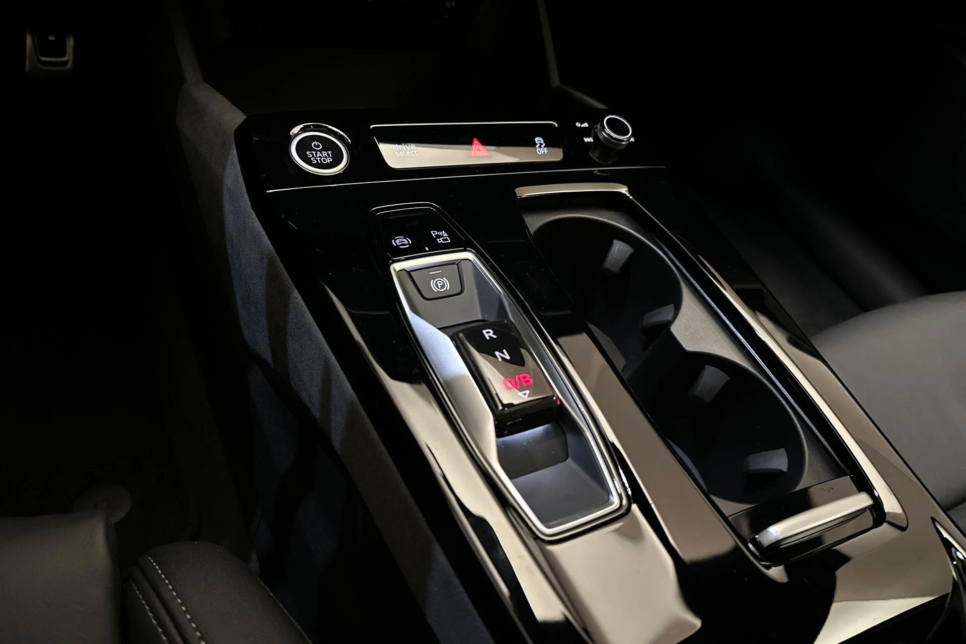 Hoofdafbeelding Audi A6 e-tron