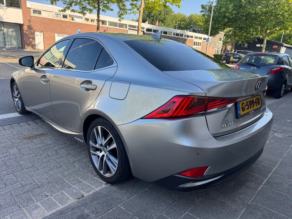 Hoofdafbeelding Lexus IS