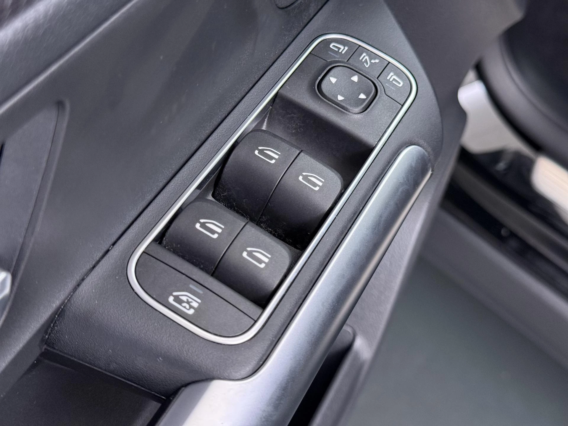 Hoofdafbeelding Mercedes-Benz EQA