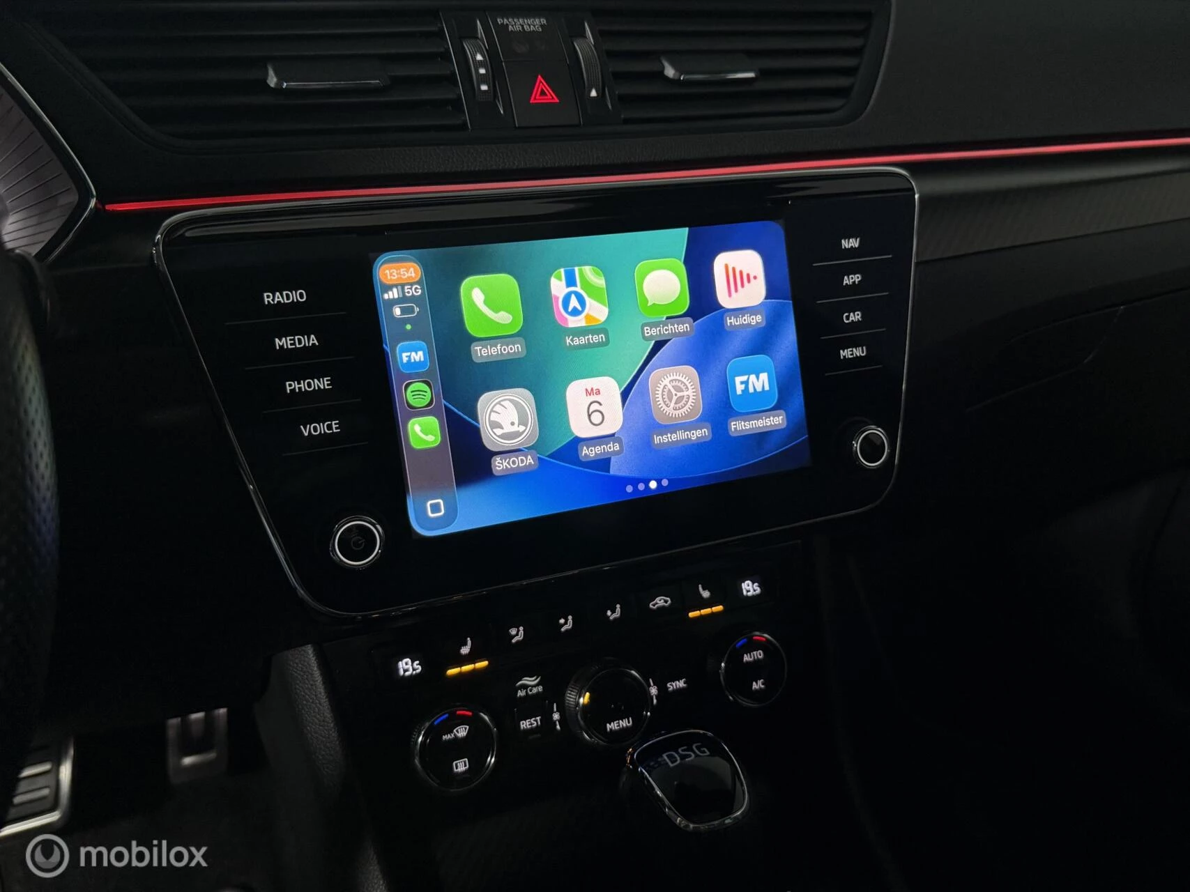 Hoofdafbeelding Škoda Superb