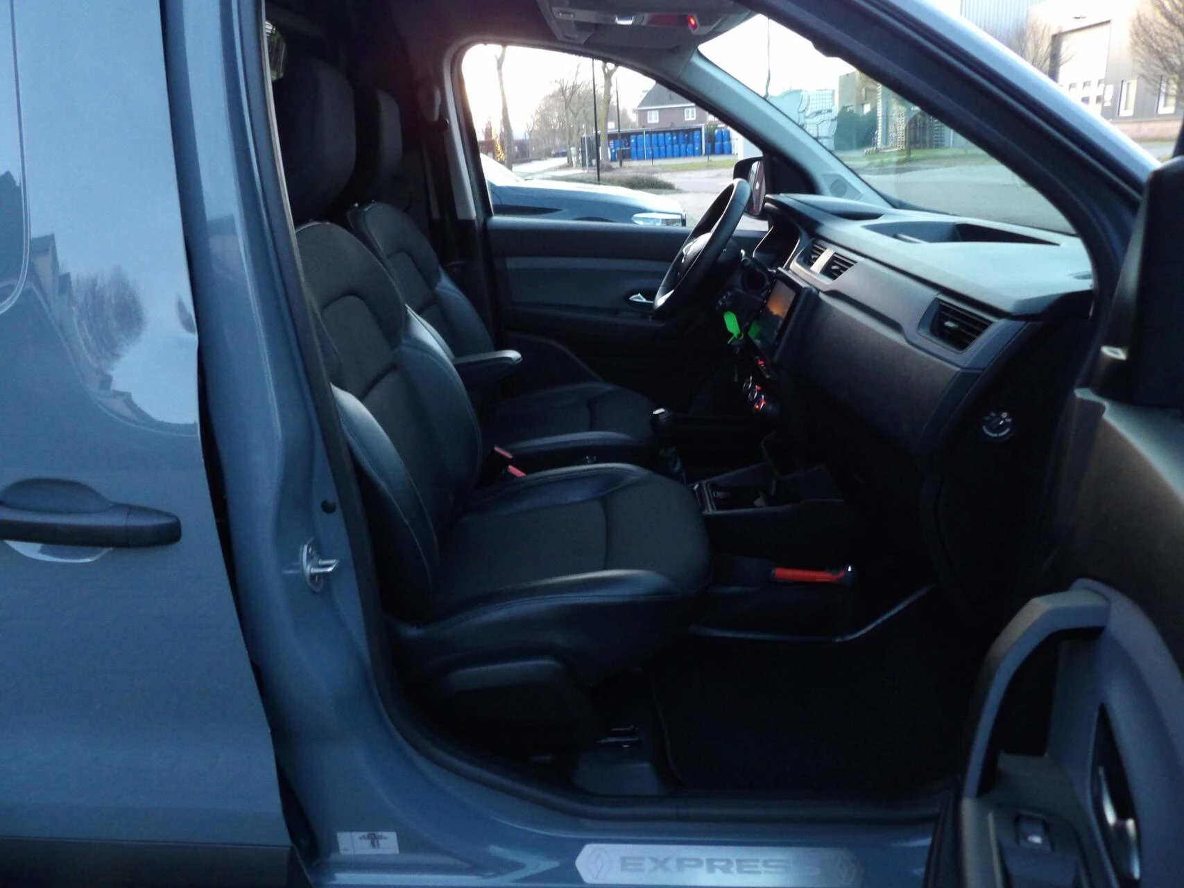 Hoofdafbeelding Renault Express