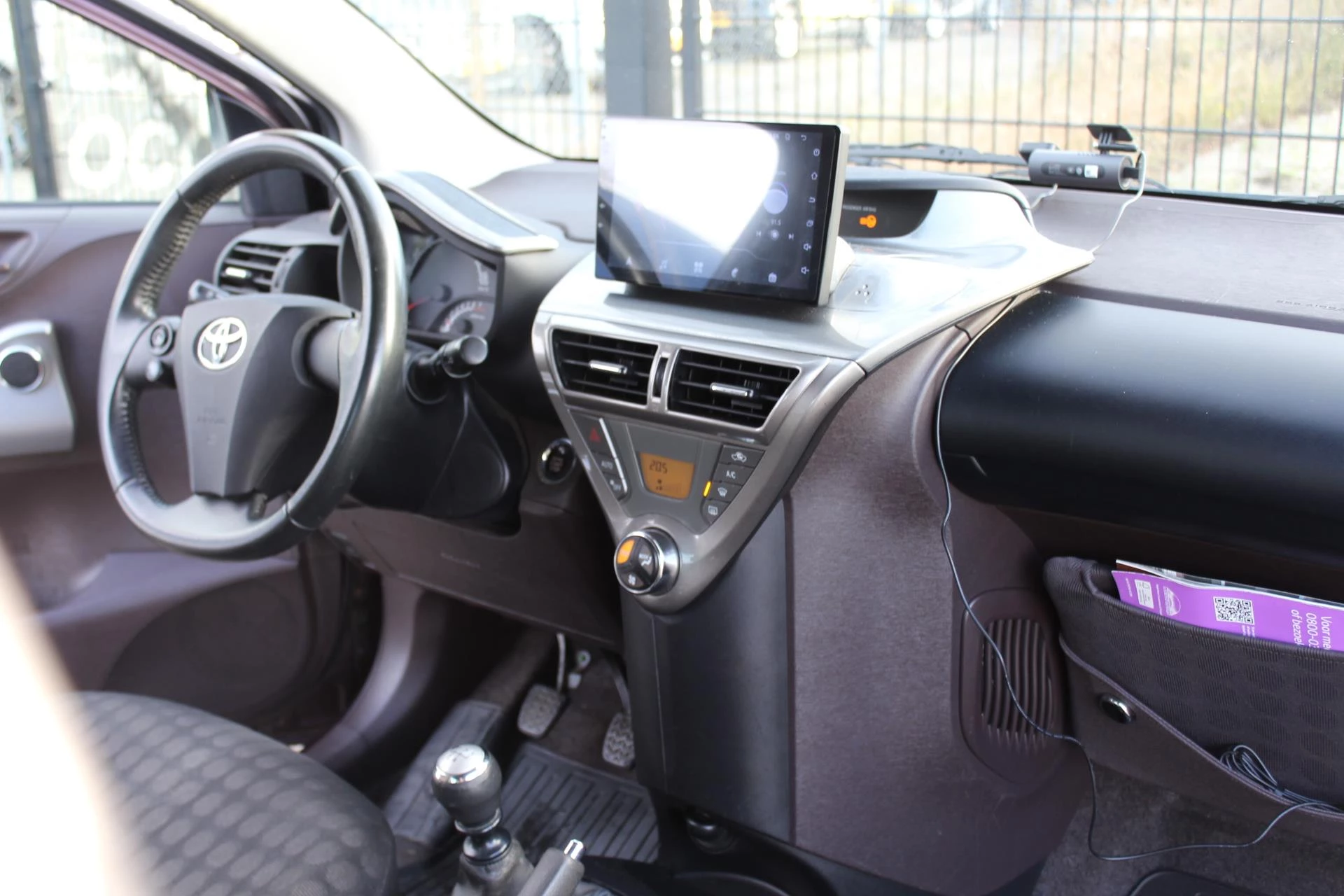 Hoofdafbeelding Toyota iQ