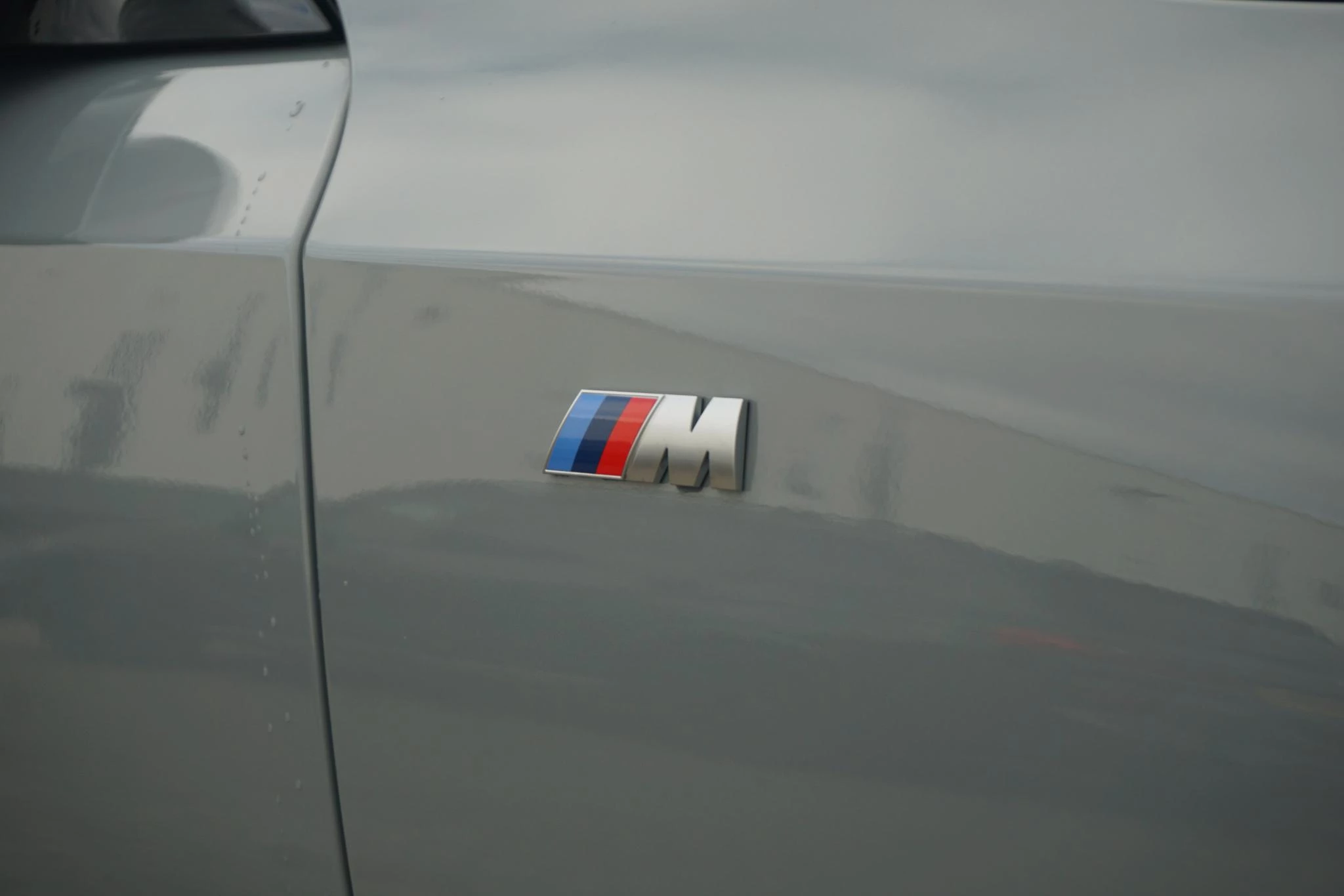 Hoofdafbeelding BMW i5