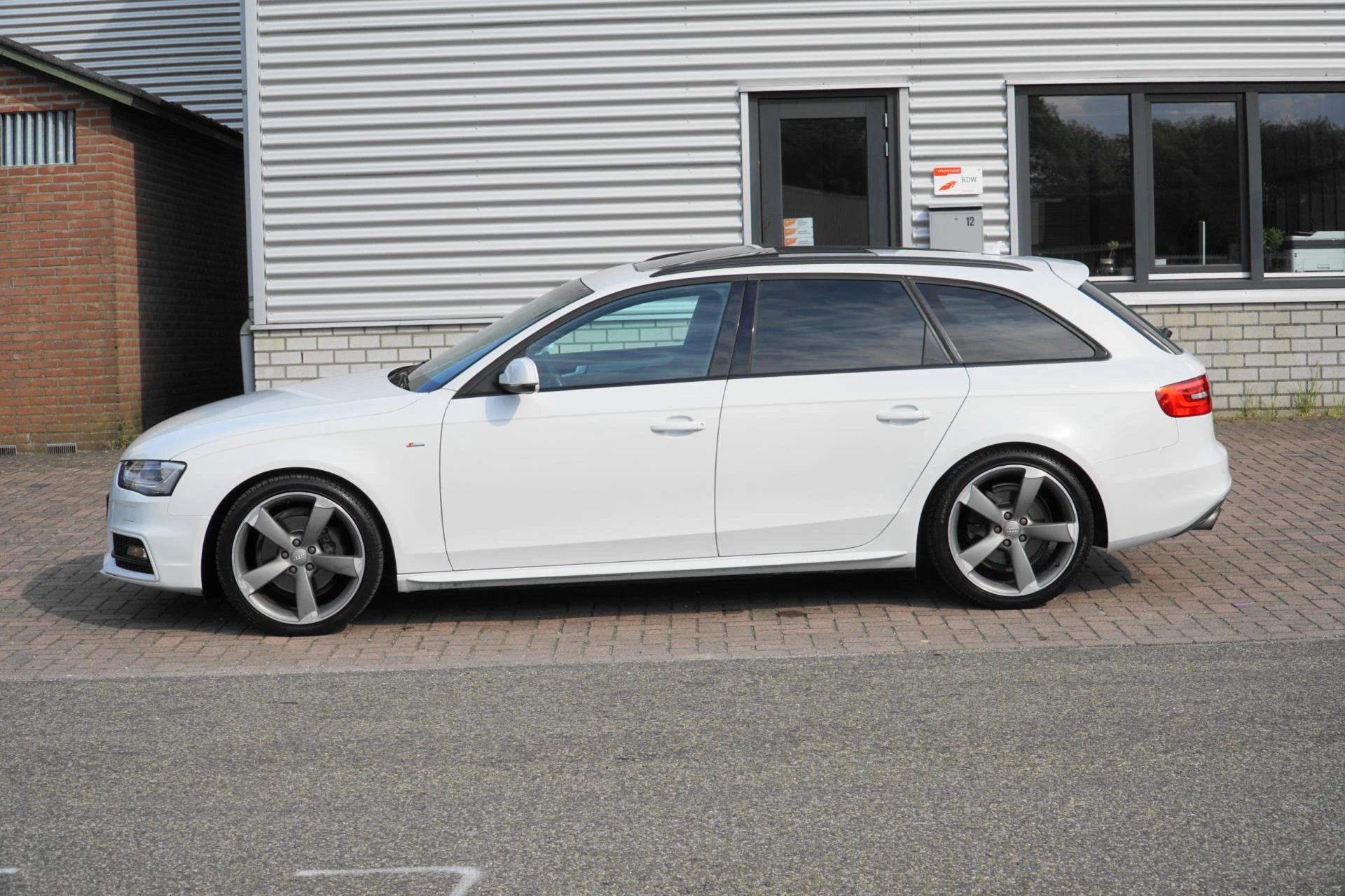 Hoofdafbeelding Audi A4