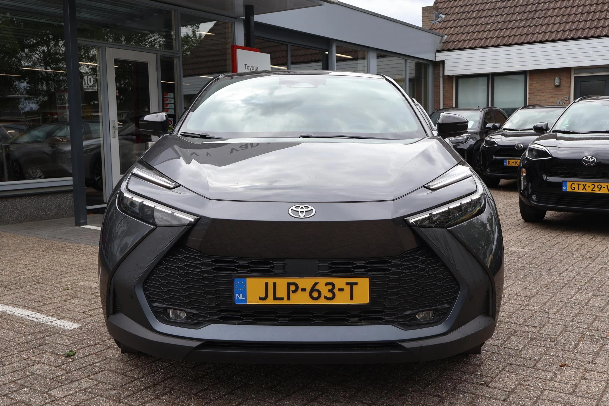 Hoofdafbeelding Toyota C-HR