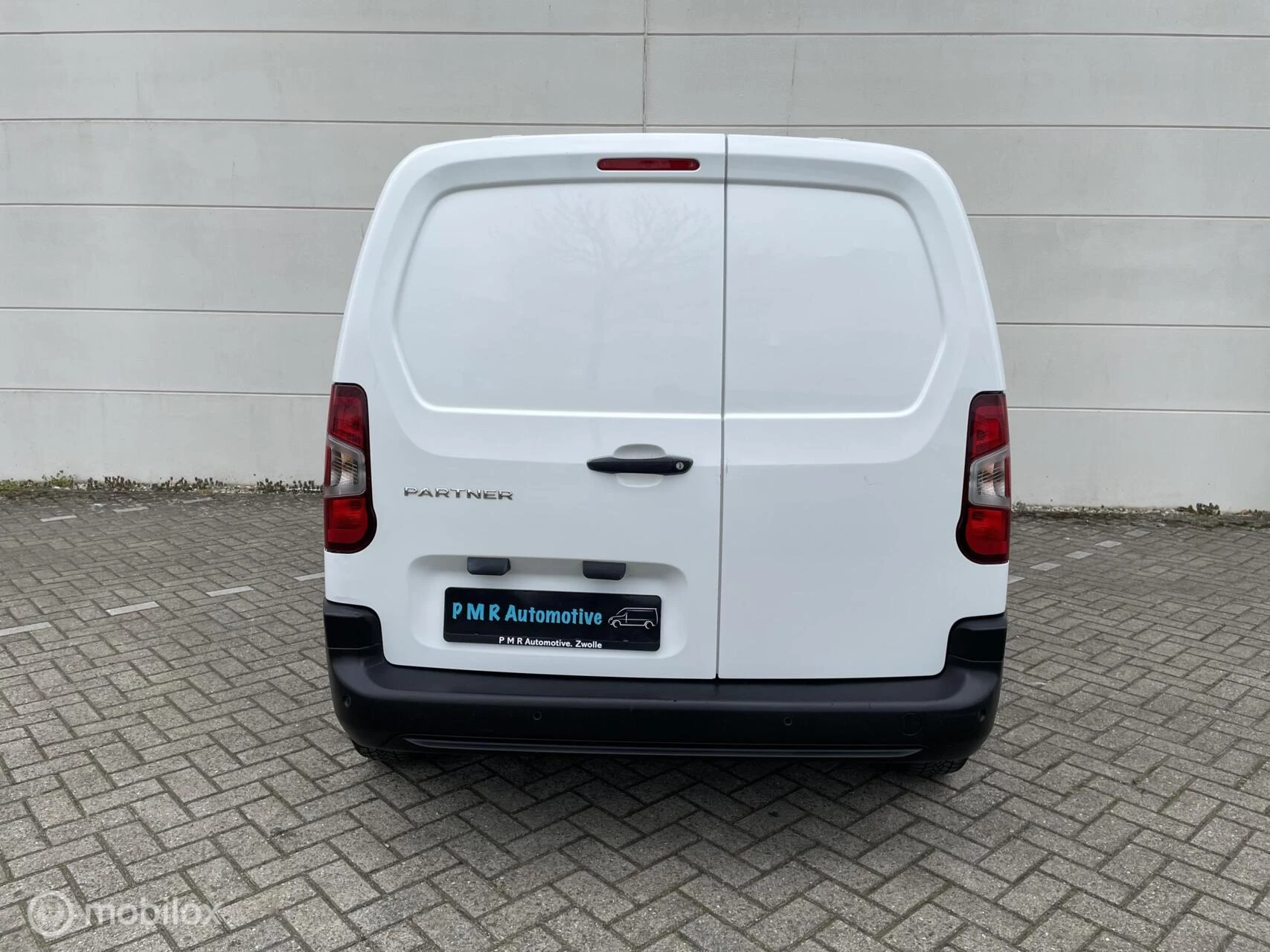 Hoofdafbeelding Peugeot Partner