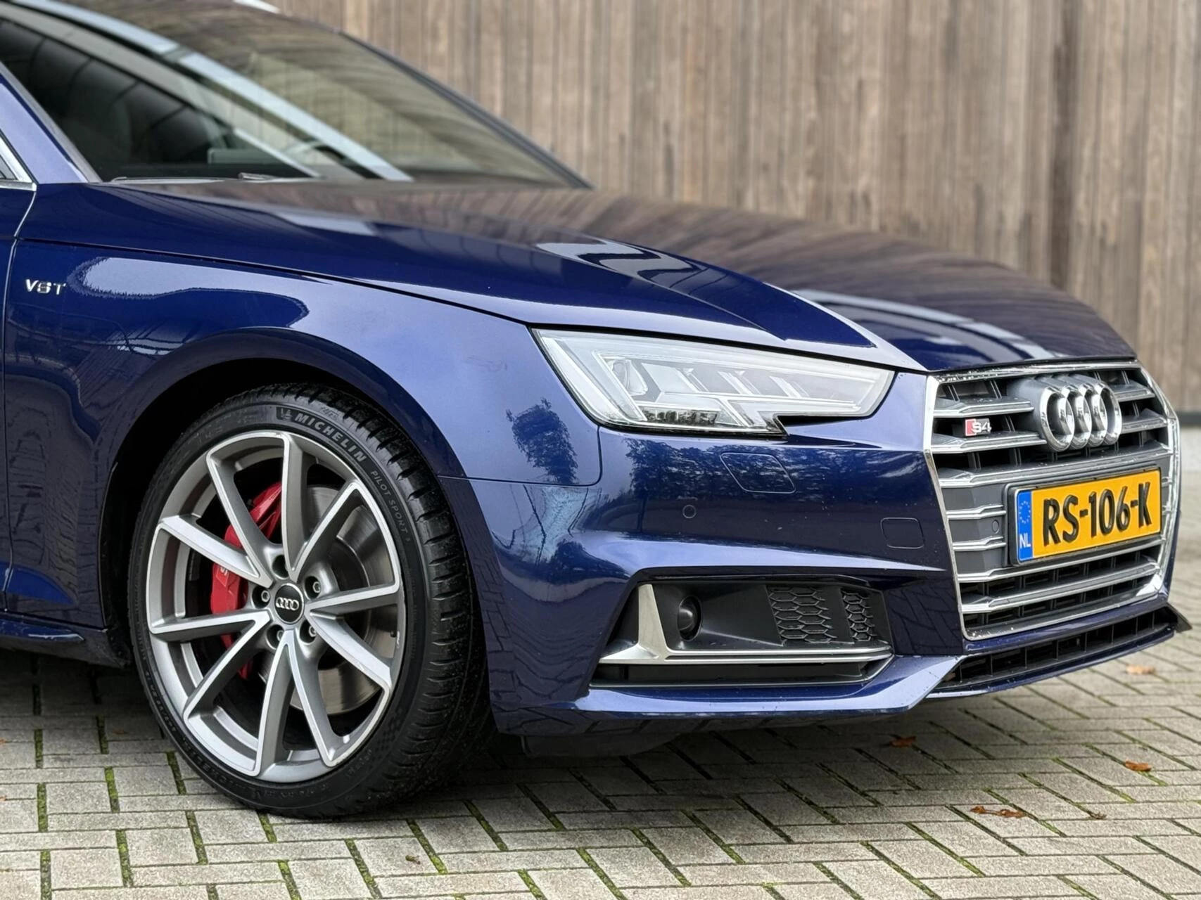 Hoofdafbeelding Audi S4