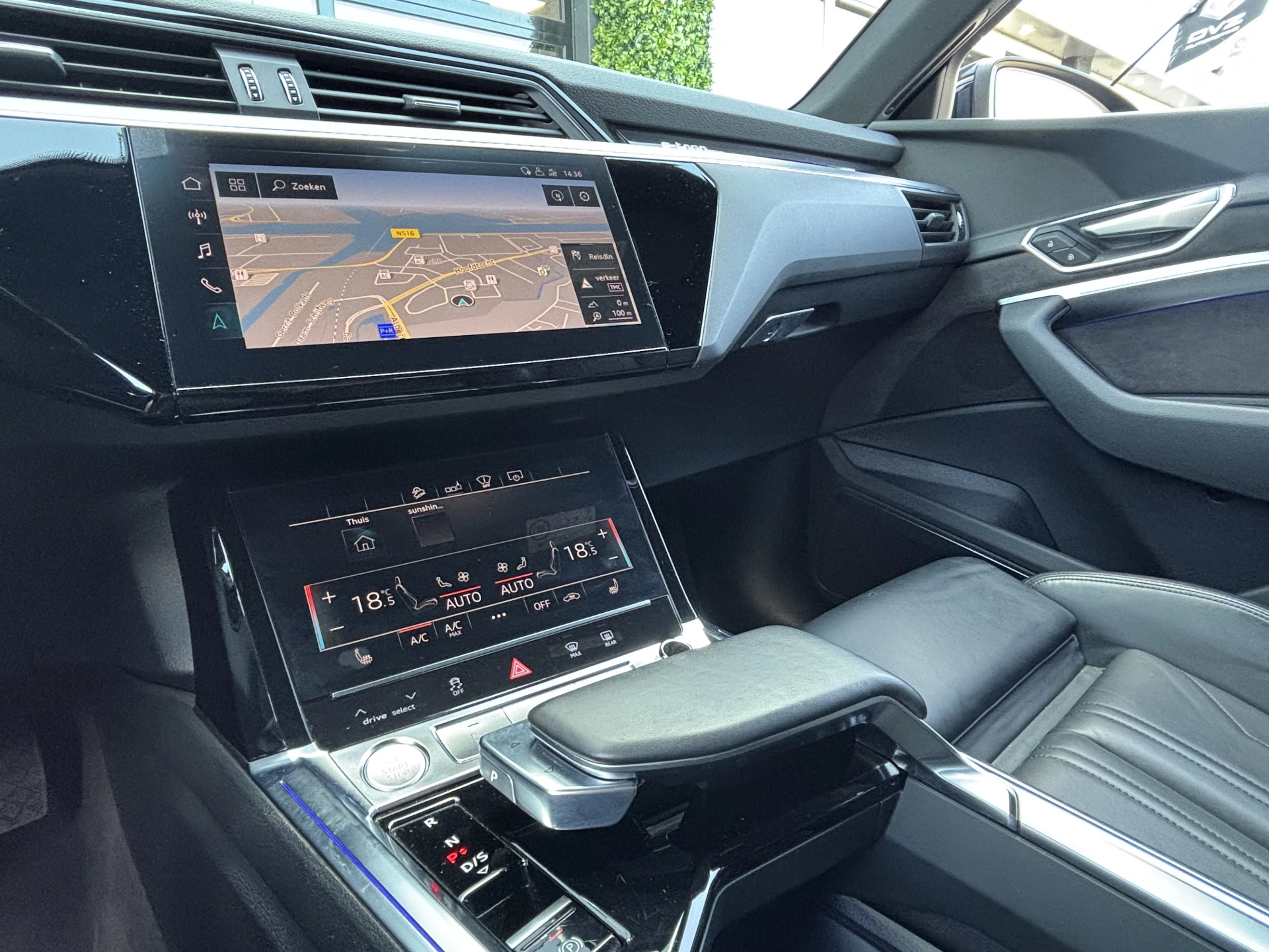 Hoofdafbeelding Audi e-tron