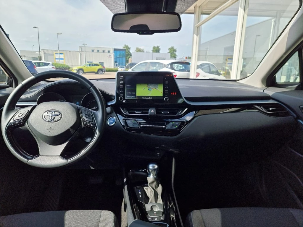 Hoofdafbeelding Toyota C-HR