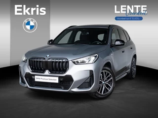 BMW X1 xDrive23i | M Sportpakket | Travel Pack | Achteruitrijcamera | Panoramadak | Stoelverwarming | 18'' | Lentevoordeel