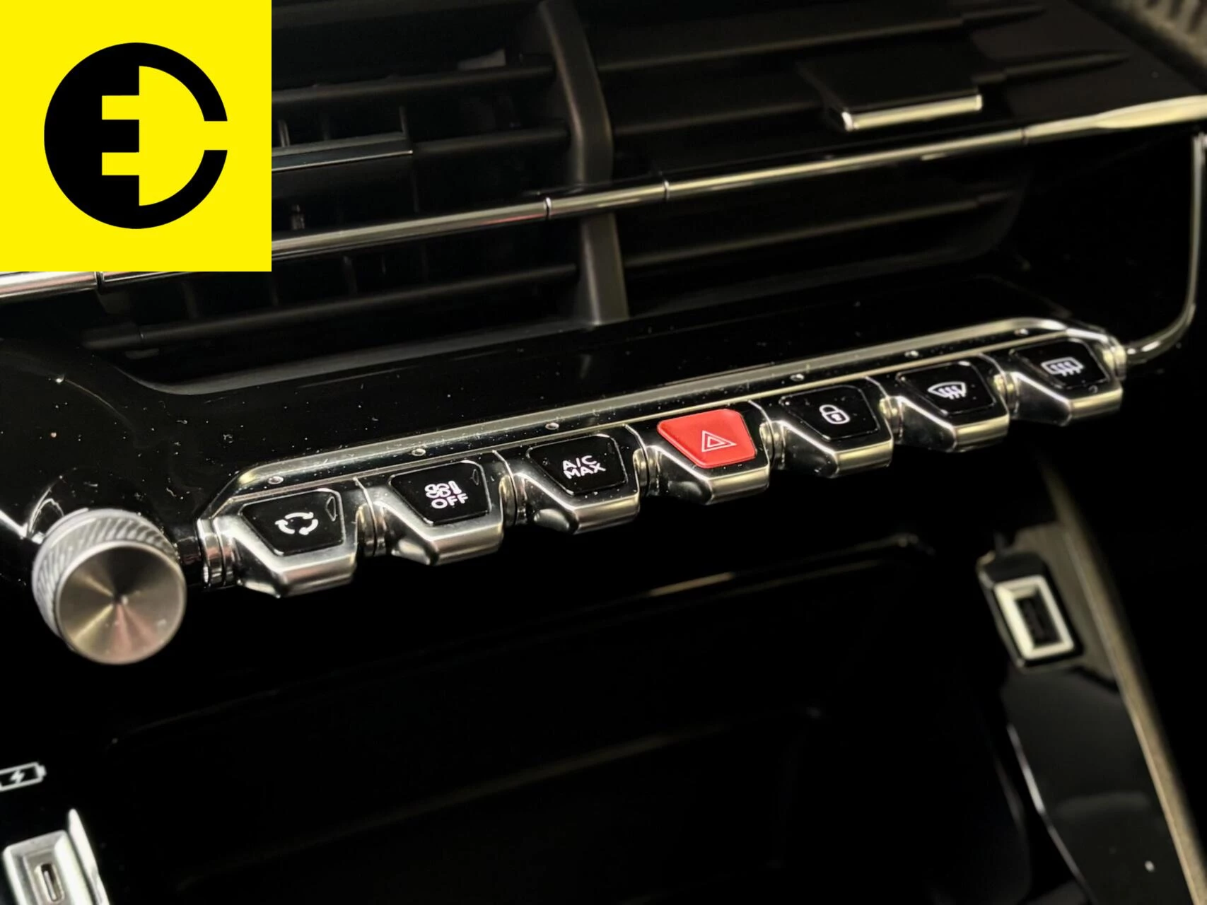 Hoofdafbeelding Peugeot e-208