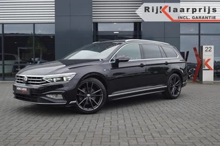 Hoofdafbeelding Volkswagen Passat Volkswagen Passat Variant 1.5 TSI DSG R-Line / Panodak / Leer /19LM /Camera/ Virtual dashb