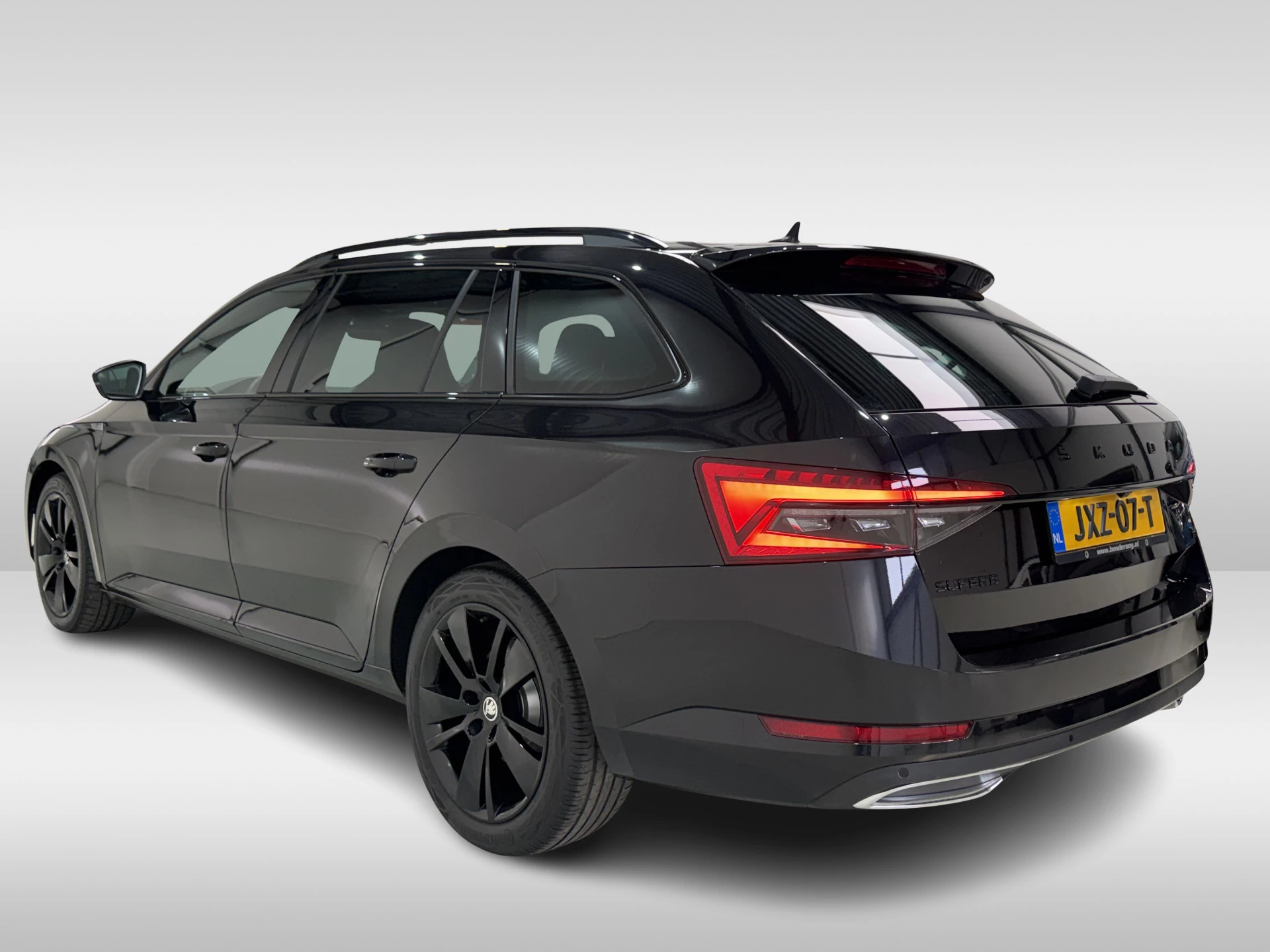 Hoofdafbeelding Škoda Superb