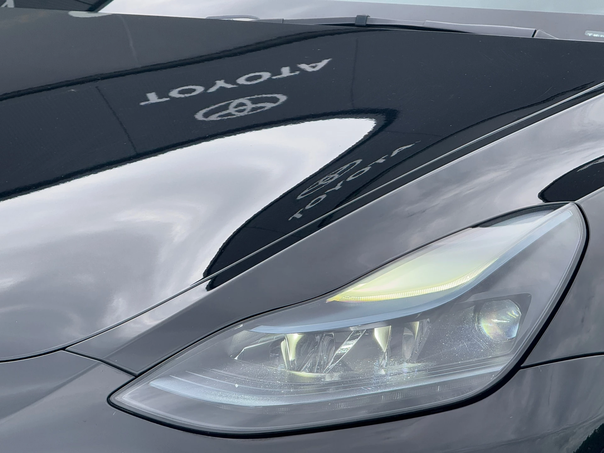 Hoofdafbeelding Tesla Model Y