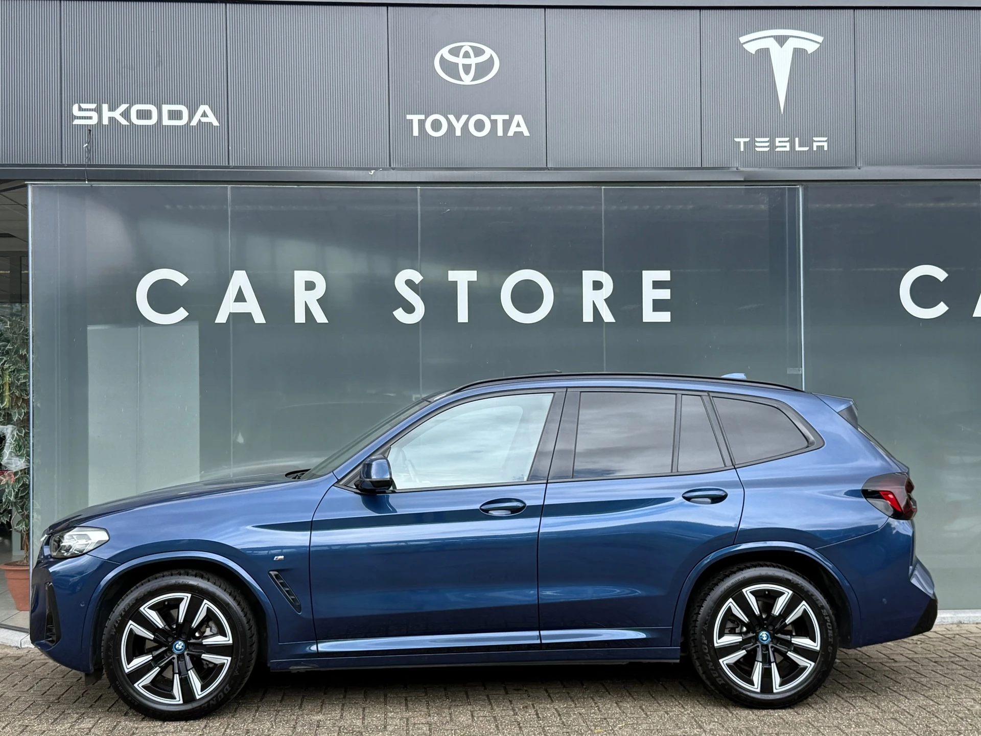 Hoofdafbeelding BMW iX3