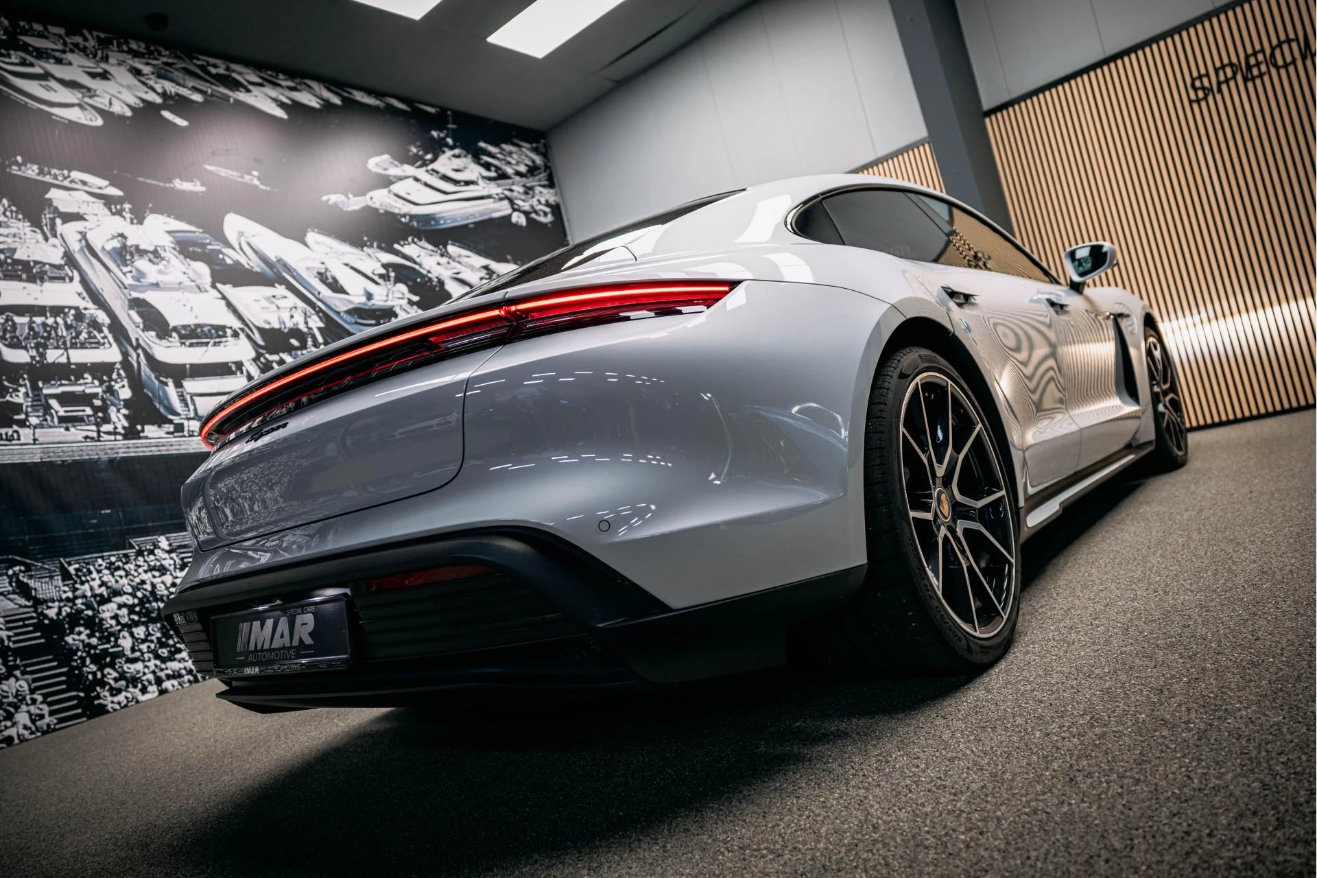 Hoofdafbeelding Porsche Taycan