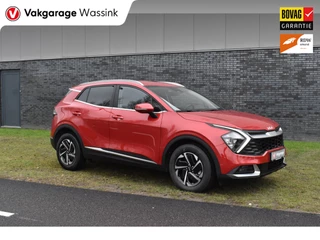 Hoofdafbeelding Kia Sportage Kia Sportage 1.6 T-GDi Hybrid DynamicLine Navigatie Hybride Automaat