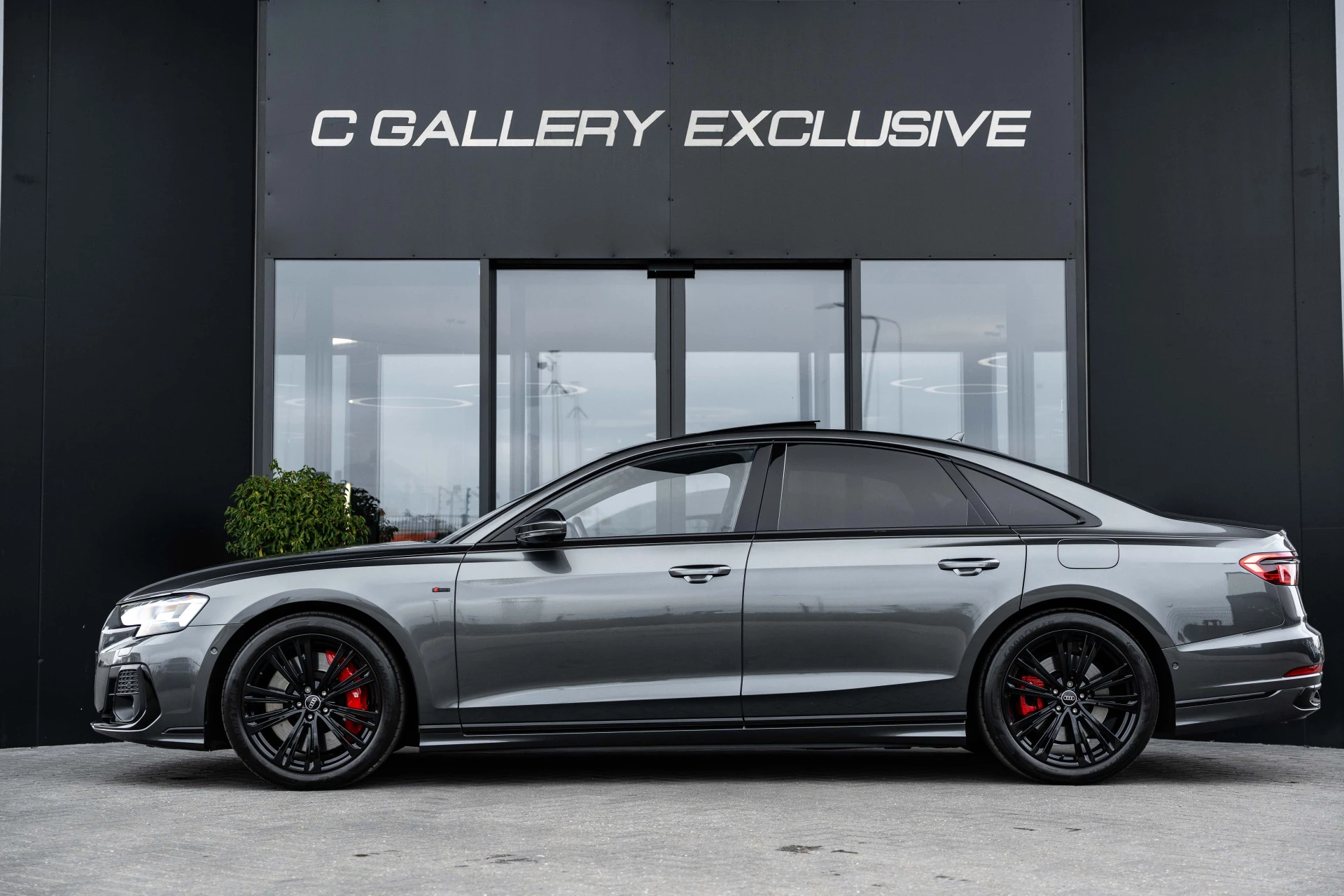 Hoofdafbeelding Audi A8