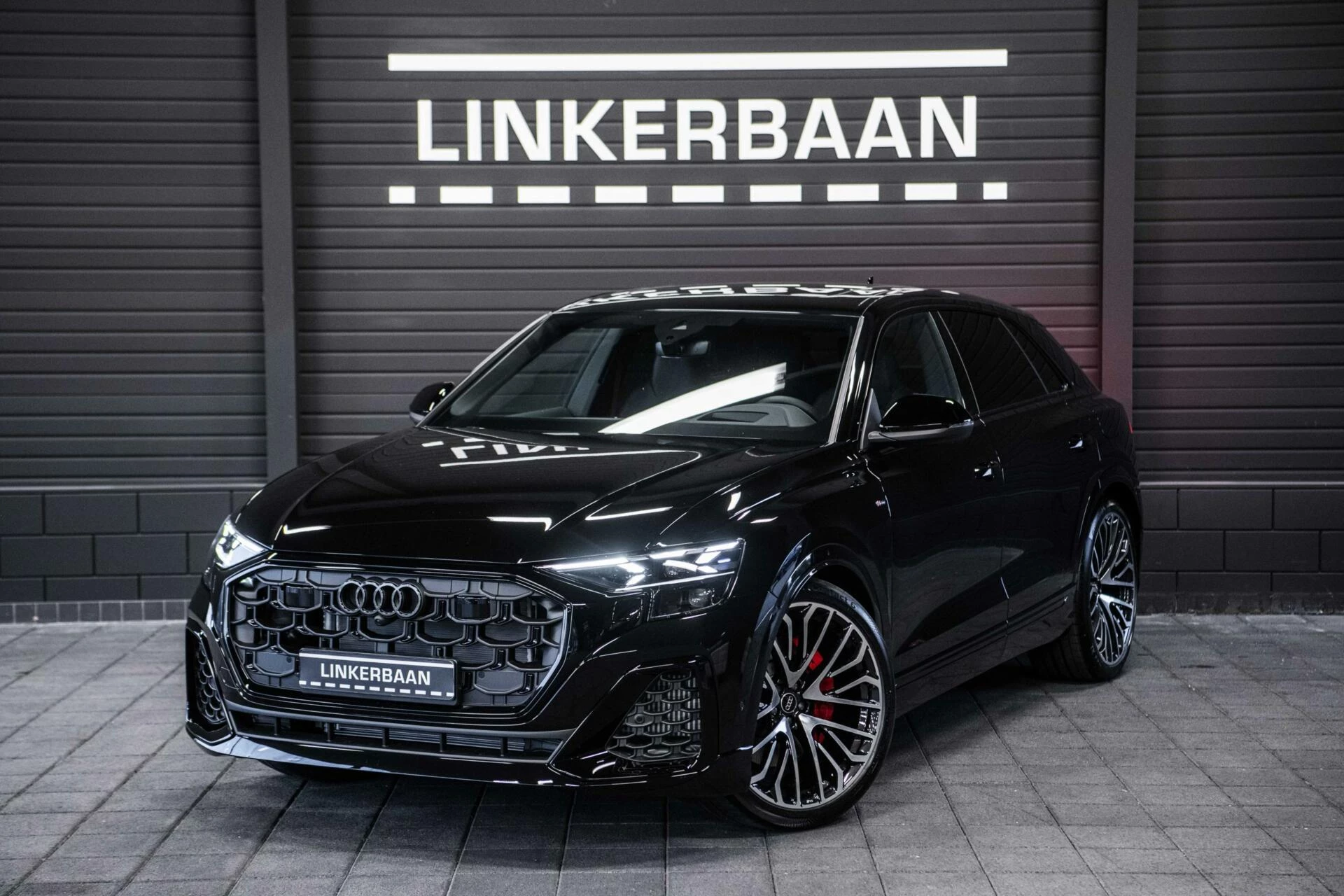 Hoofdafbeelding Audi Q8
