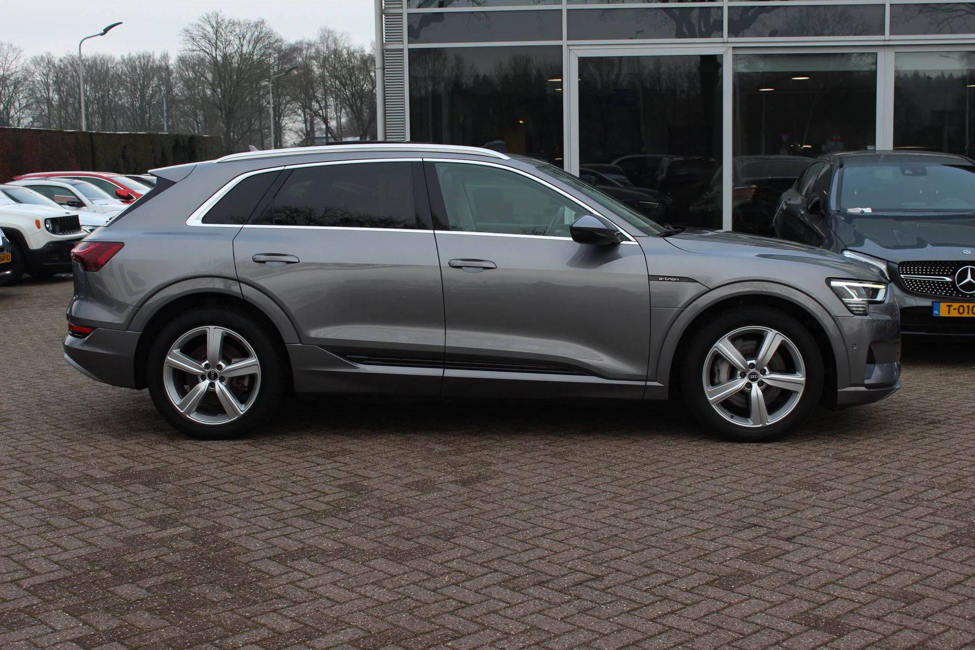Hoofdafbeelding Audi e-tron