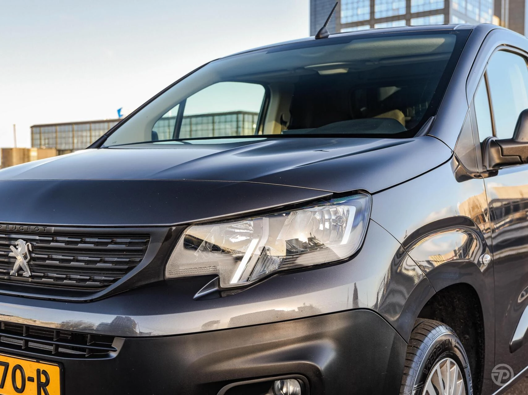 Hoofdafbeelding Peugeot Partner