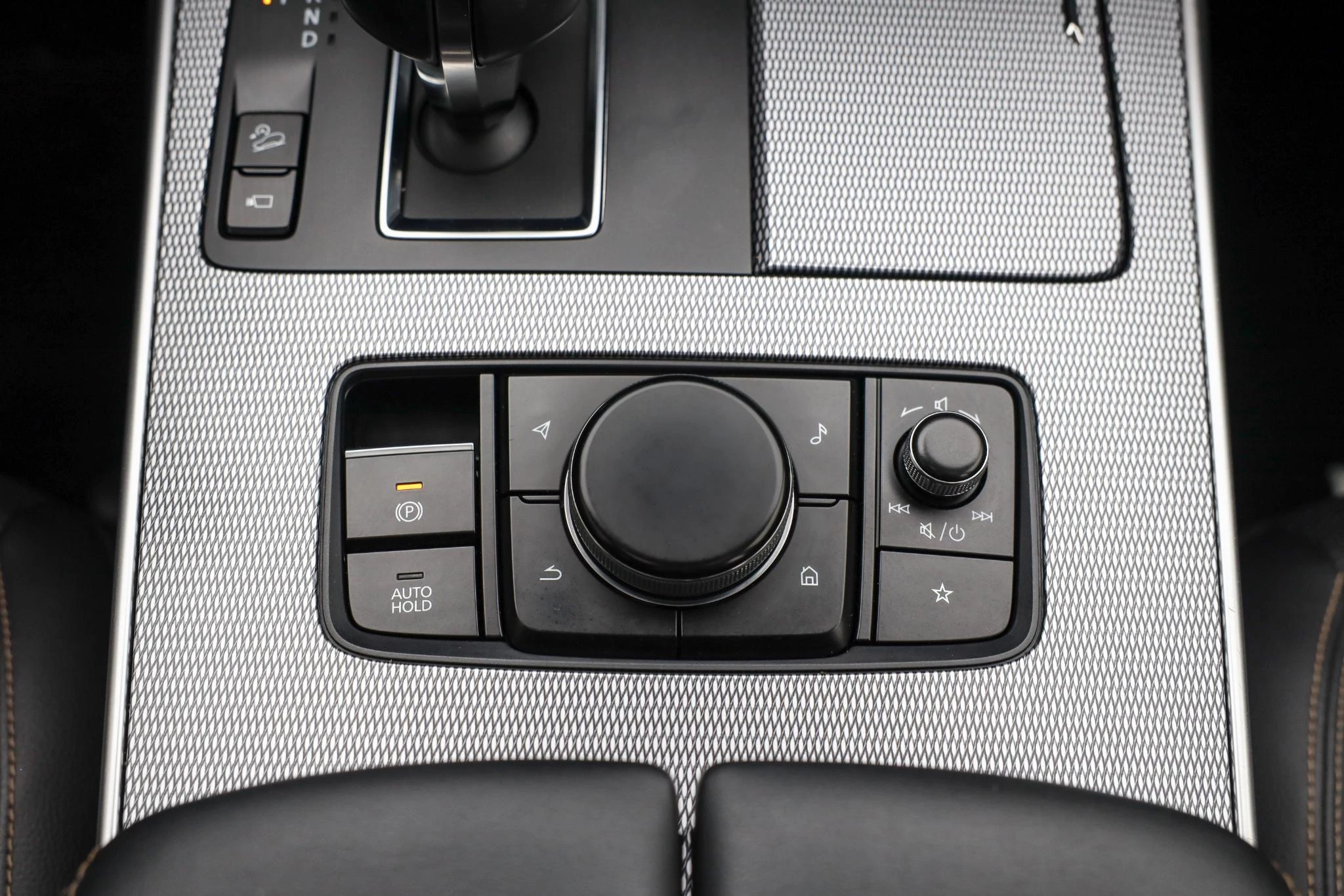 Hoofdafbeelding Mazda CX-60