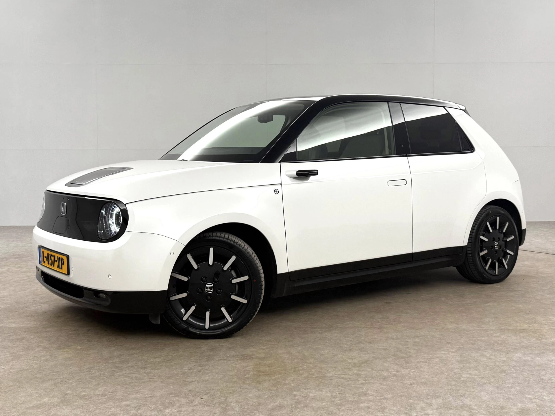 Hoofdafbeelding Honda e