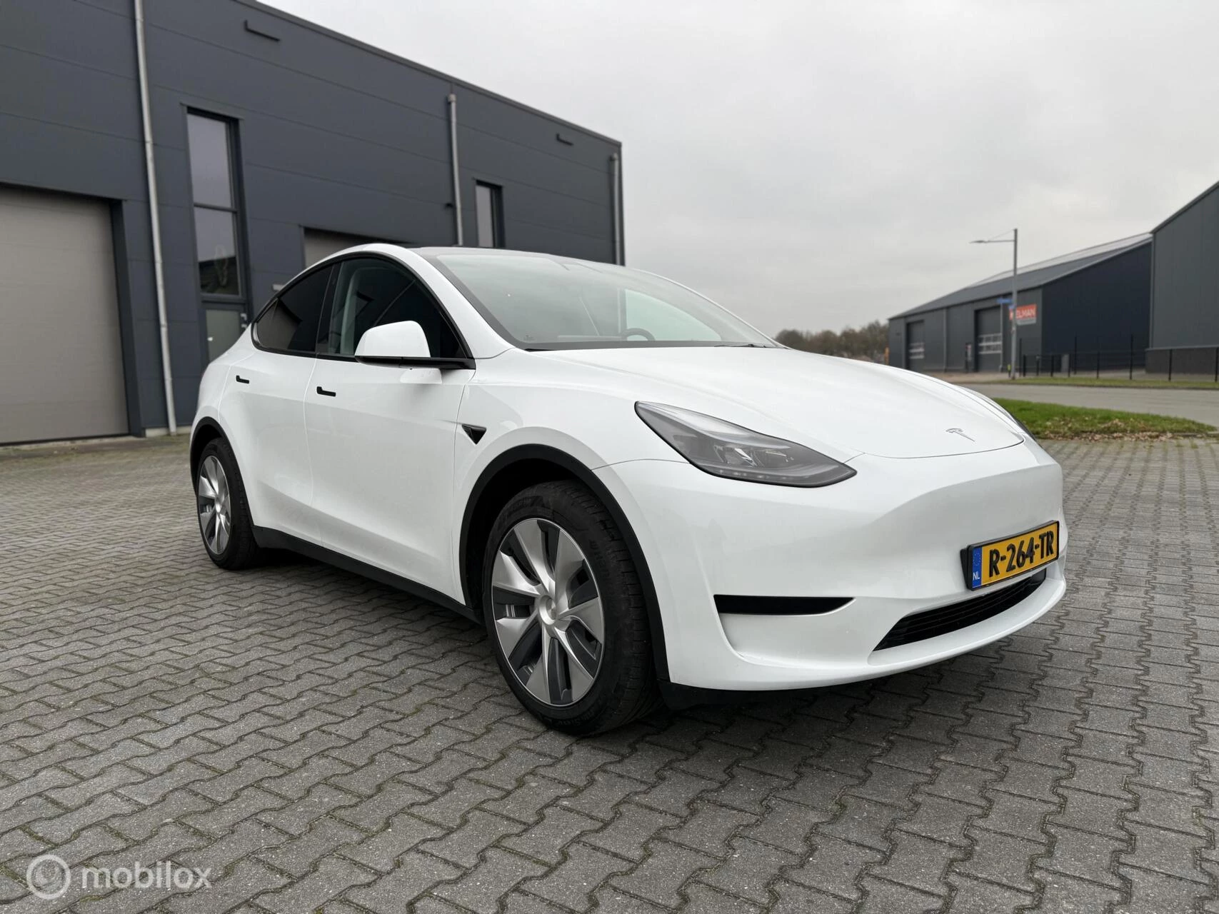 Hoofdafbeelding Tesla Model Y