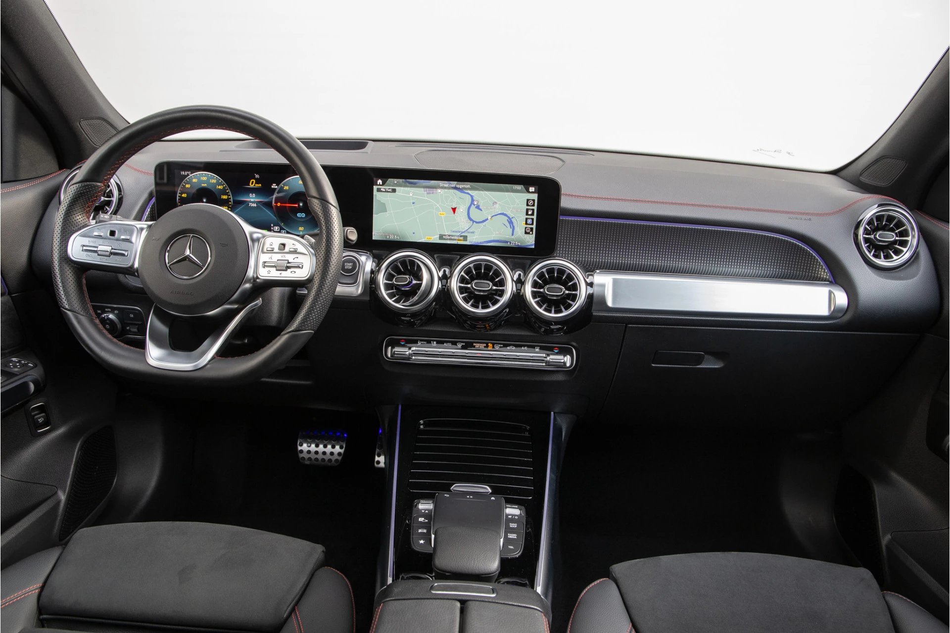 Hoofdafbeelding Mercedes-Benz EQB