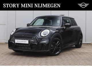 MINI Cooper John Cooper Works Automaat / Panoramadak / Sportstoelen / Achteruitrijcamera / Adaptief onderstel / Comfort Access / LED / Stoelverwarming