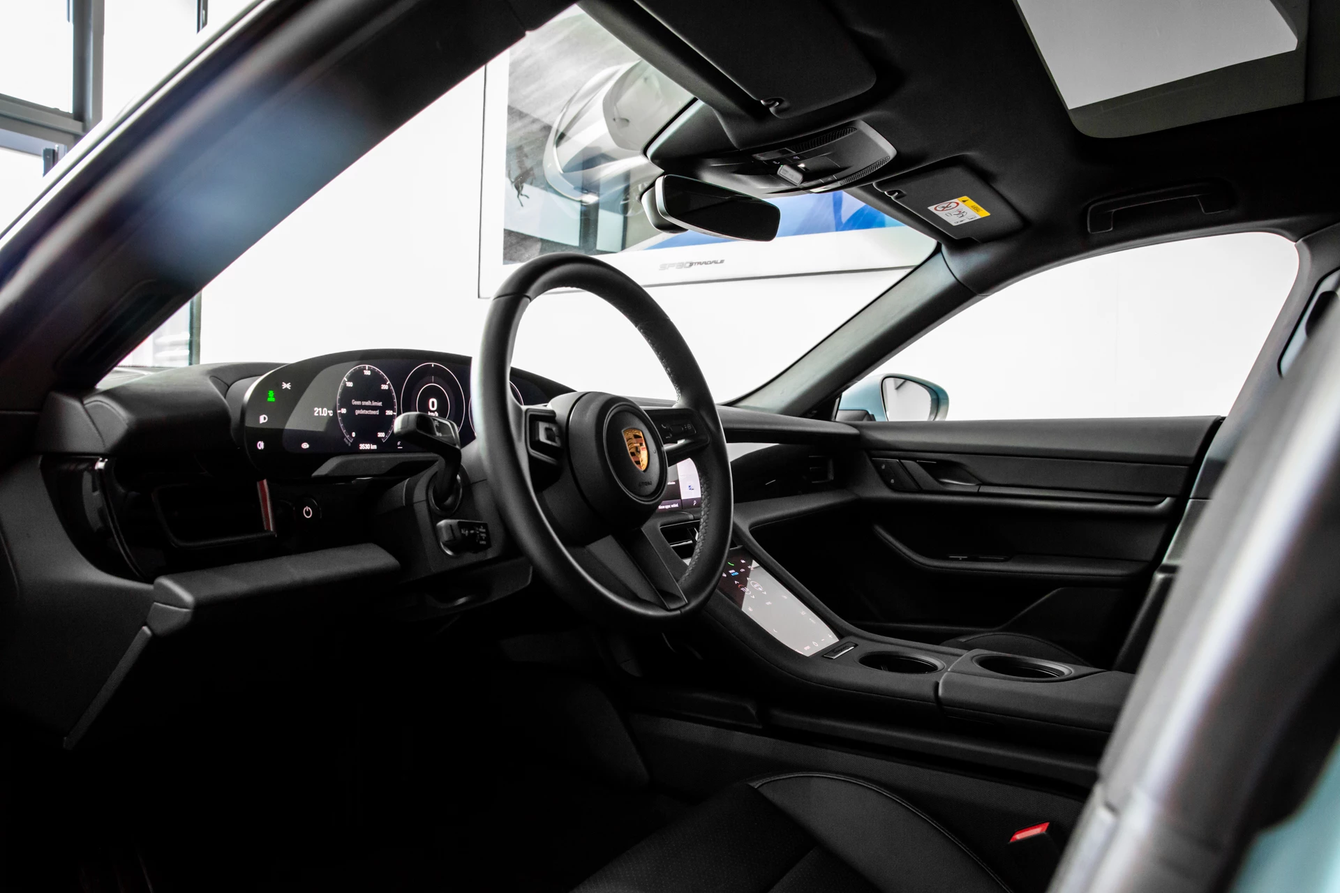 Hoofdafbeelding Porsche Taycan