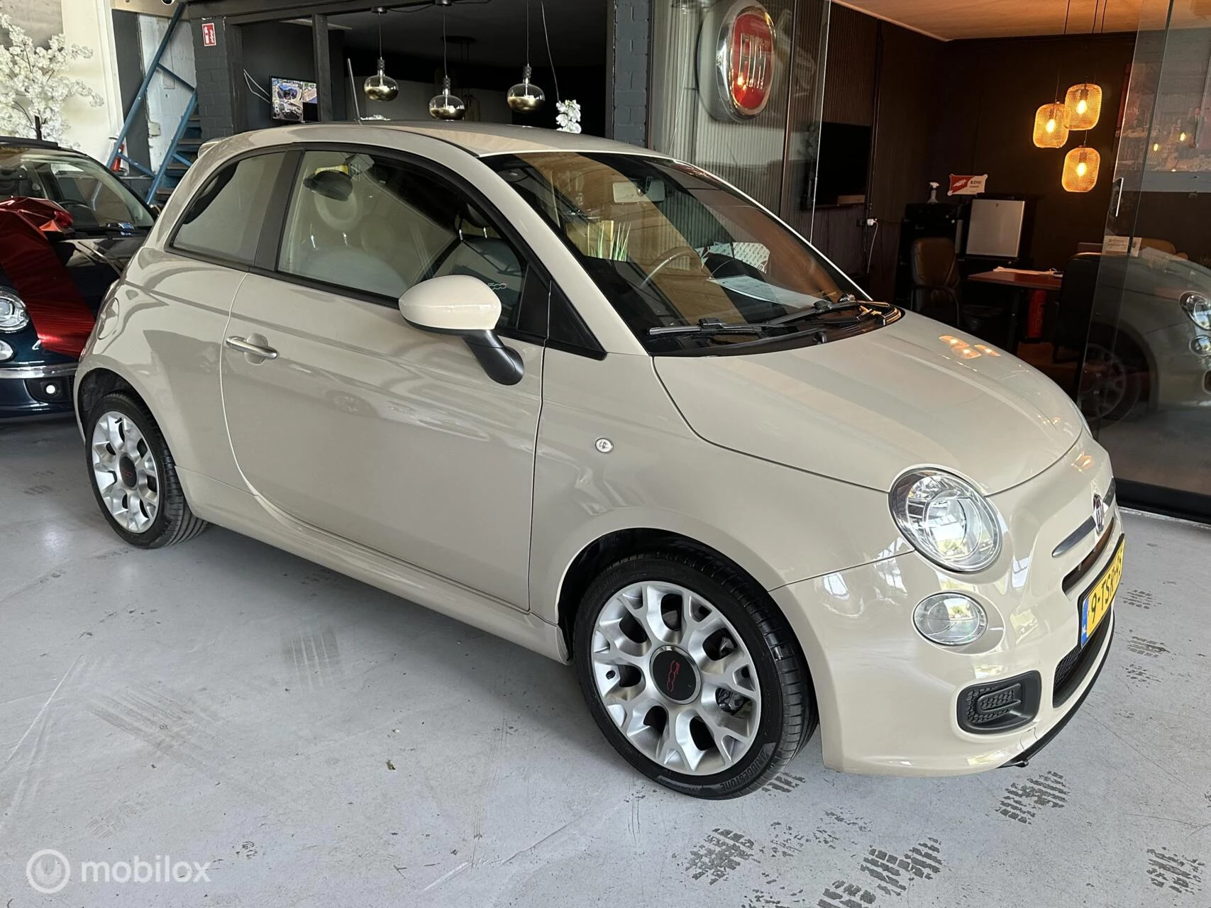 Hoofdafbeelding Fiat 500