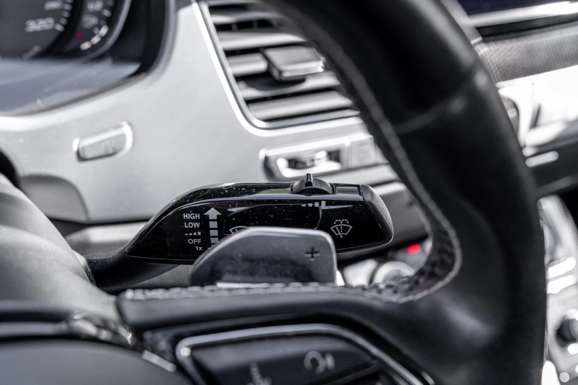 Hoofdafbeelding Audi S8