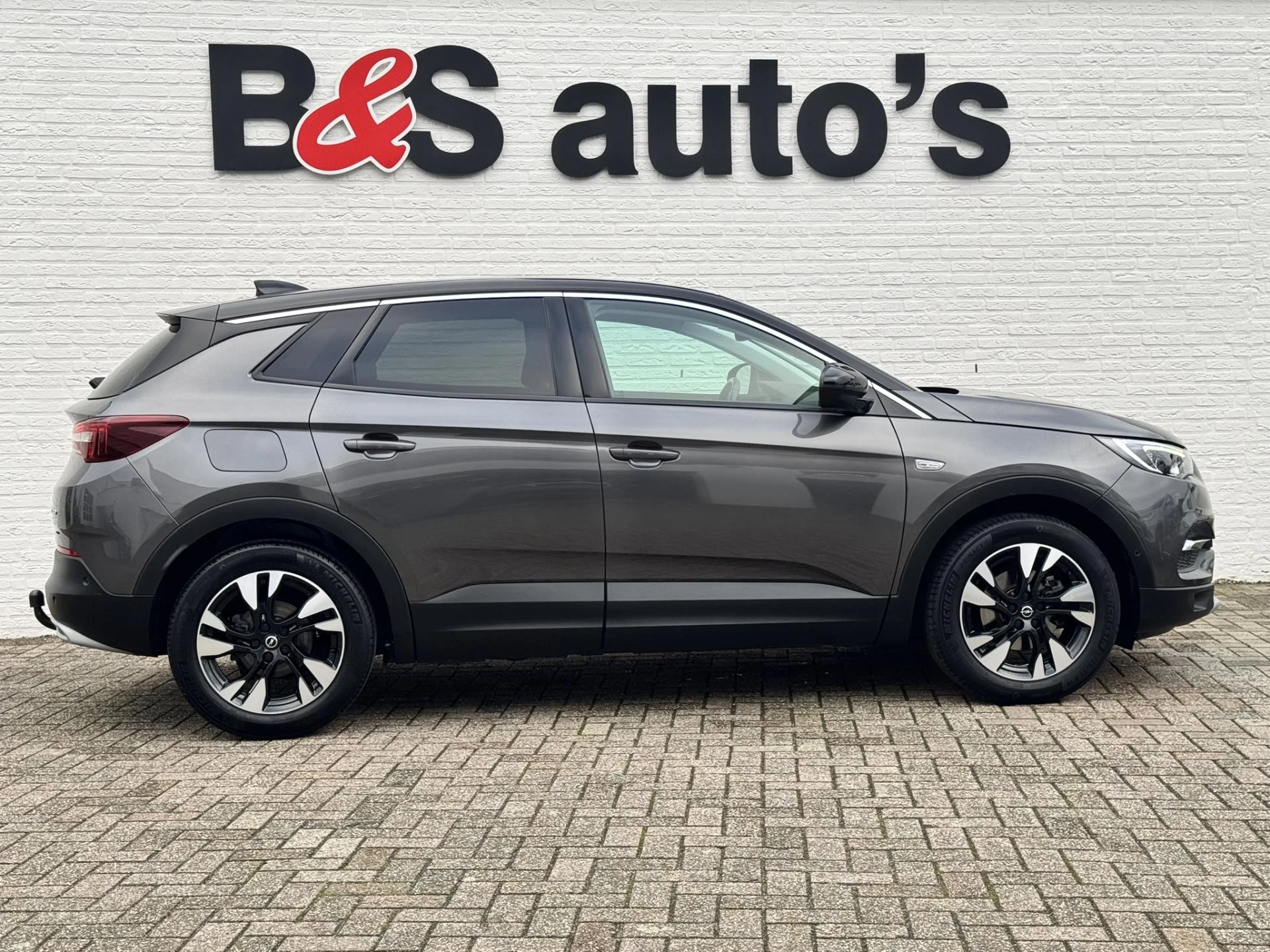 Hoofdafbeelding Opel Grandland X