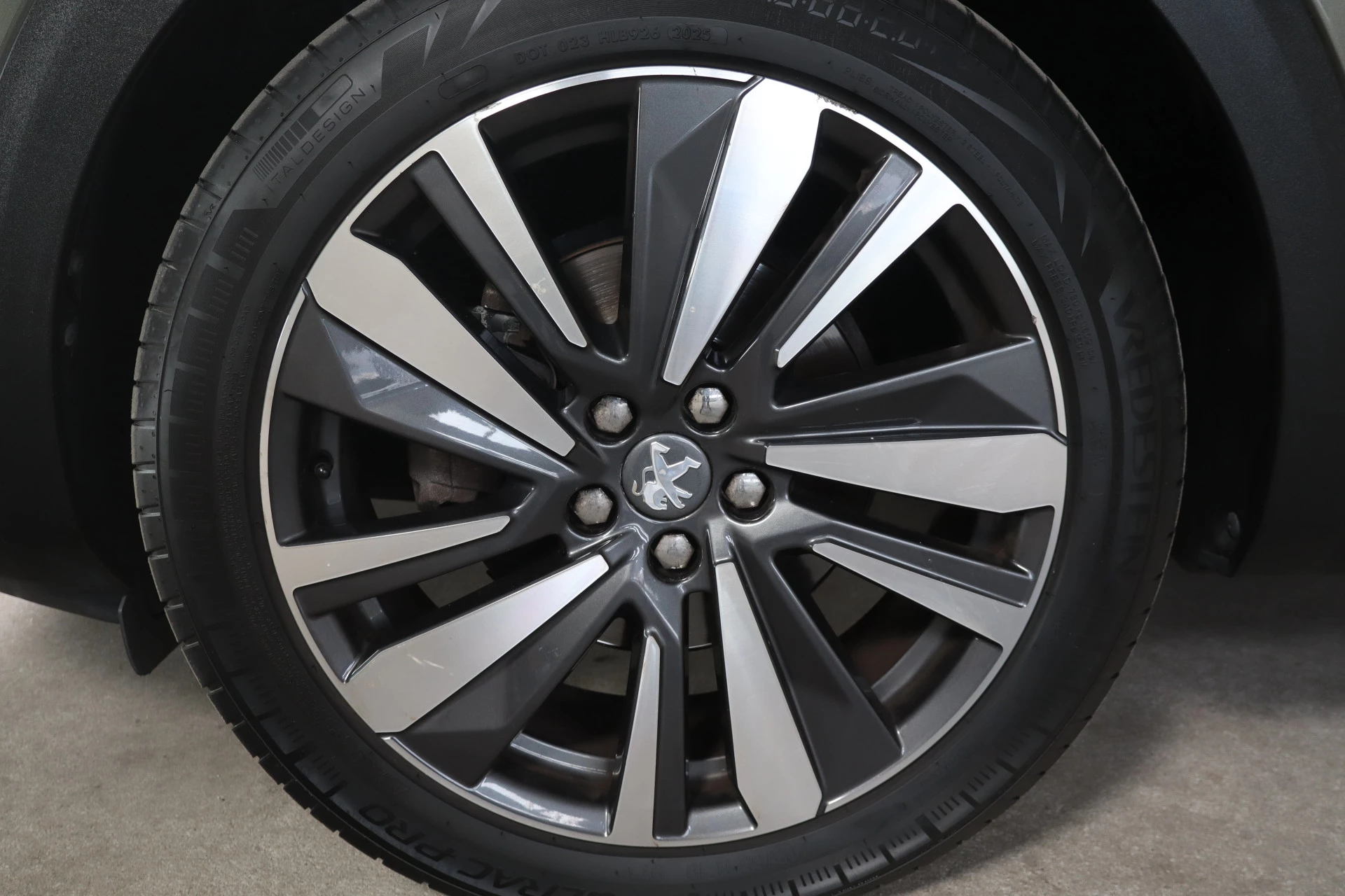 Hoofdafbeelding Peugeot 5008