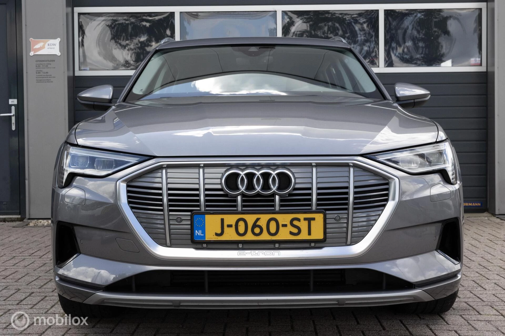 Hoofdafbeelding Audi e-tron