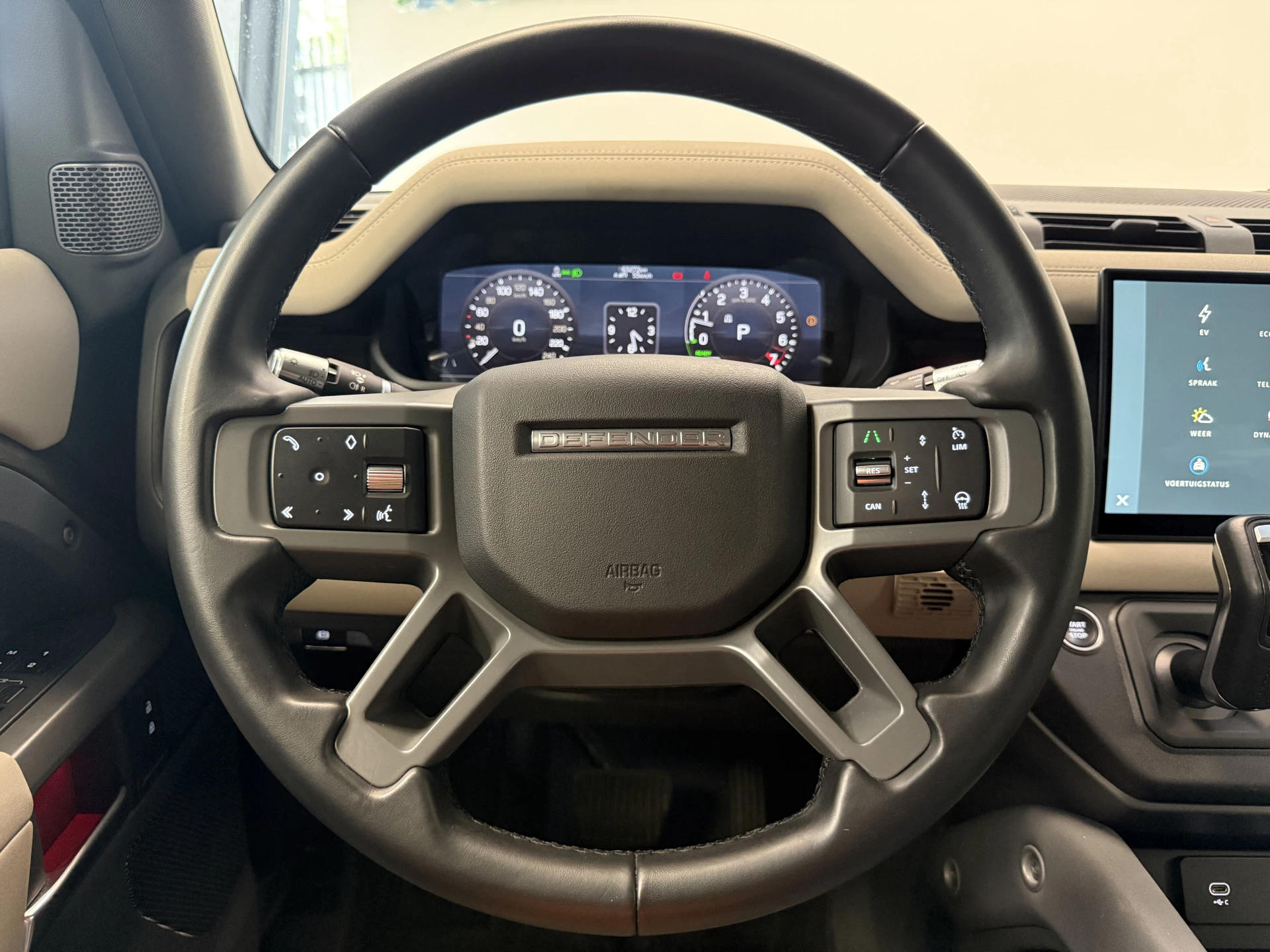 Hoofdafbeelding Land Rover Defender