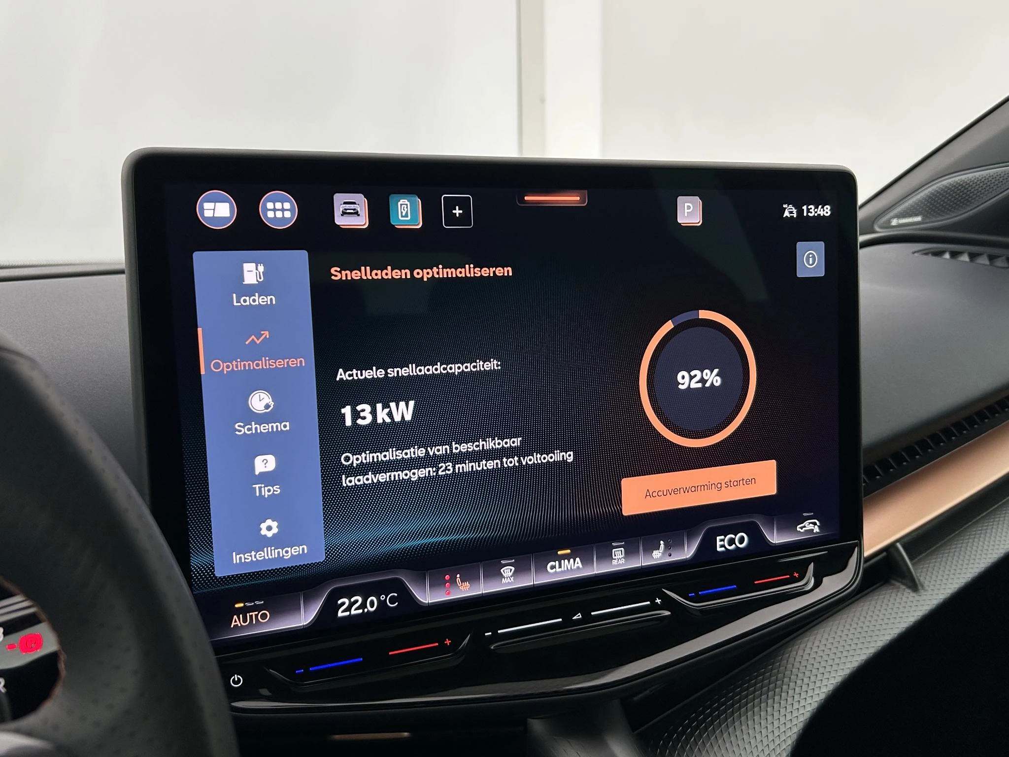 Hoofdafbeelding CUPRA Tavascan