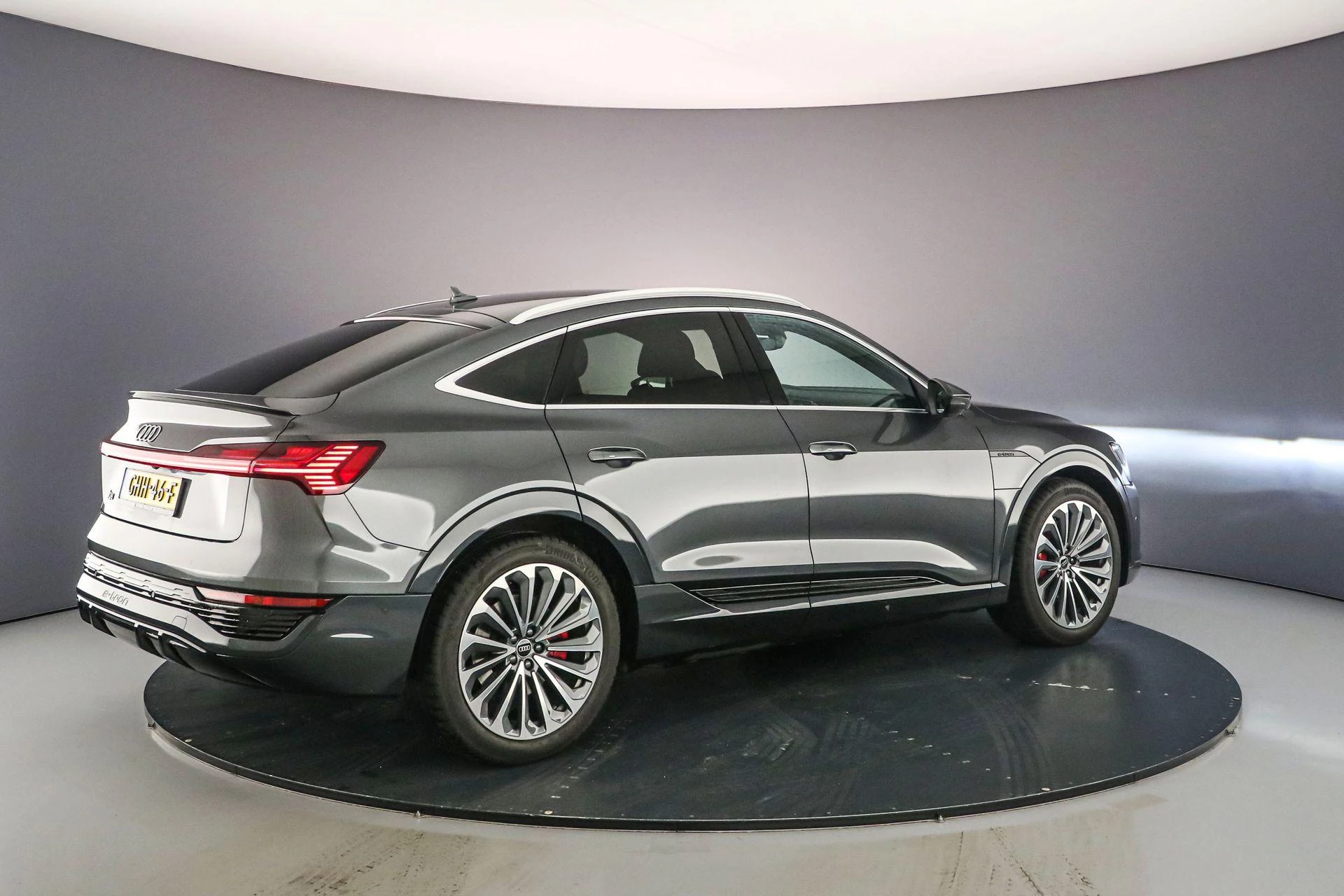 Hoofdafbeelding Audi Q8 Sportback e-tron