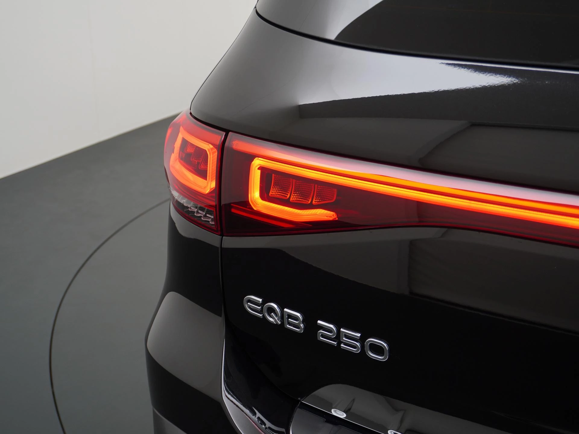 Hoofdafbeelding Mercedes-Benz EQB