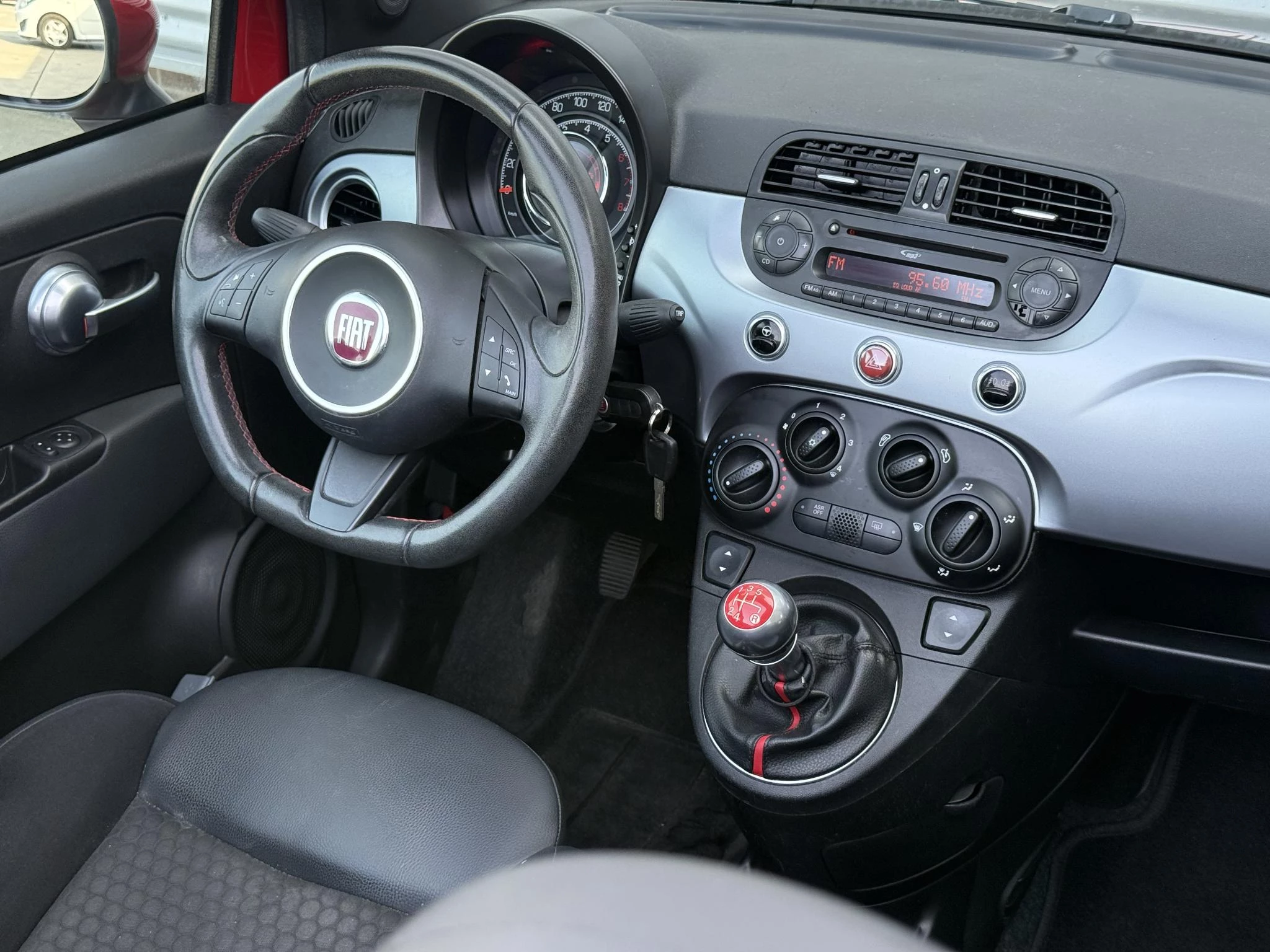 Hoofdafbeelding Fiat 500C
