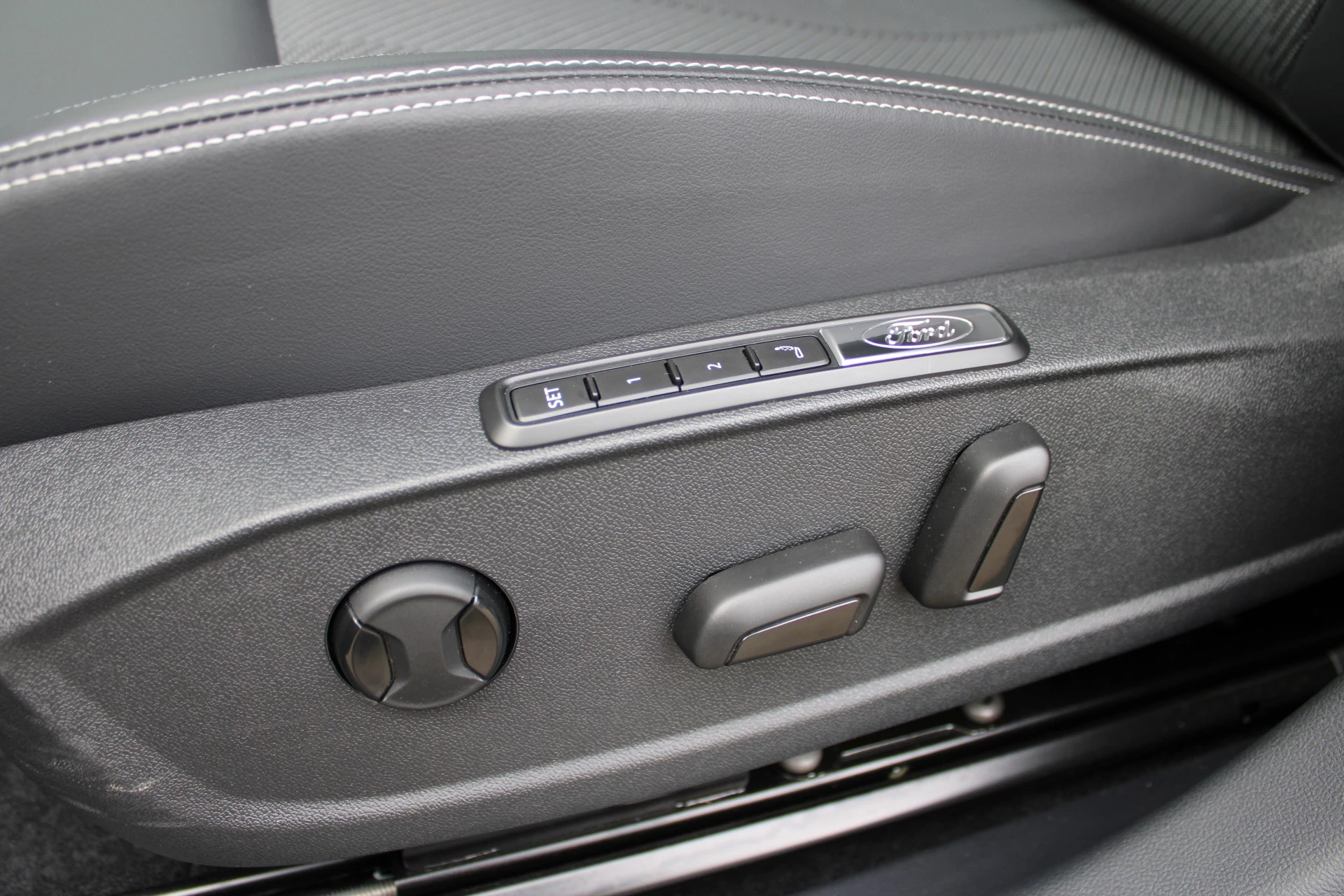 Hoofdafbeelding Ford Explorer