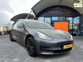 Tesla Model 3 Standard RWD Plus 60 kWh 85% SOH Trekhaak (1.000kg) Rijklaarprijs!