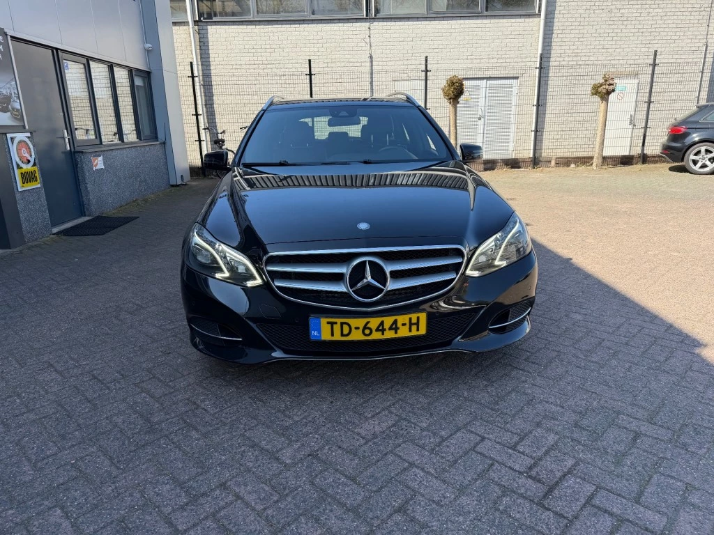 Hoofdafbeelding Mercedes-Benz E-Klasse