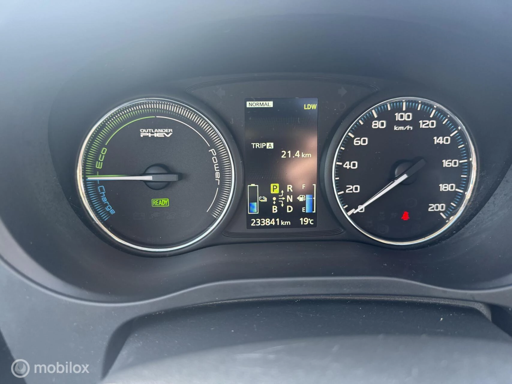 Hoofdafbeelding Mitsubishi Outlander